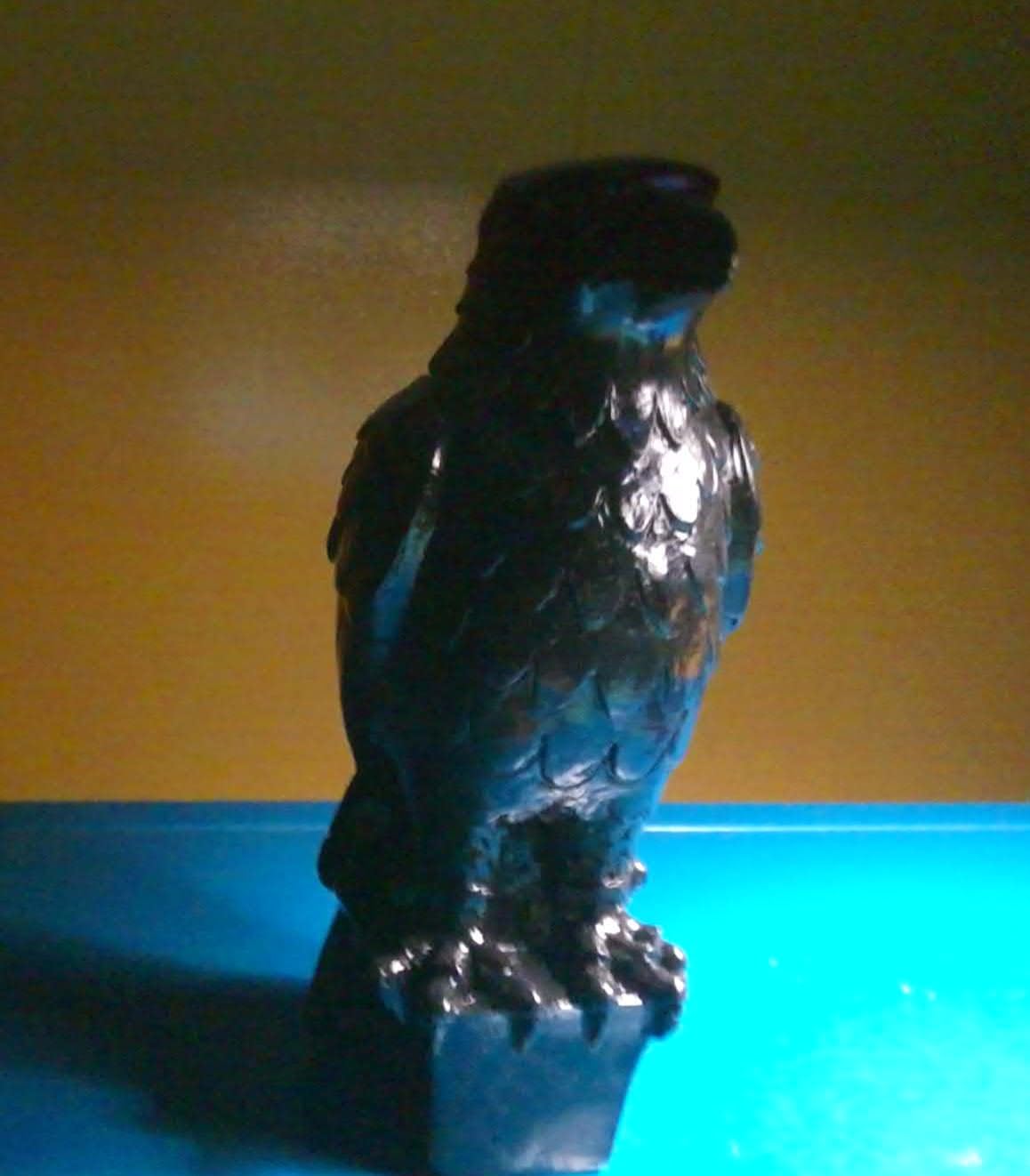 Maltese Falcon Statue 7.87 inch, 1941 Maltese Falcon Replica from Movie Prop Replica,Office Desk Bookshelf,Handmade Resin Sculpture for Home Decor, Resin Hand Ornaments customer photo 1