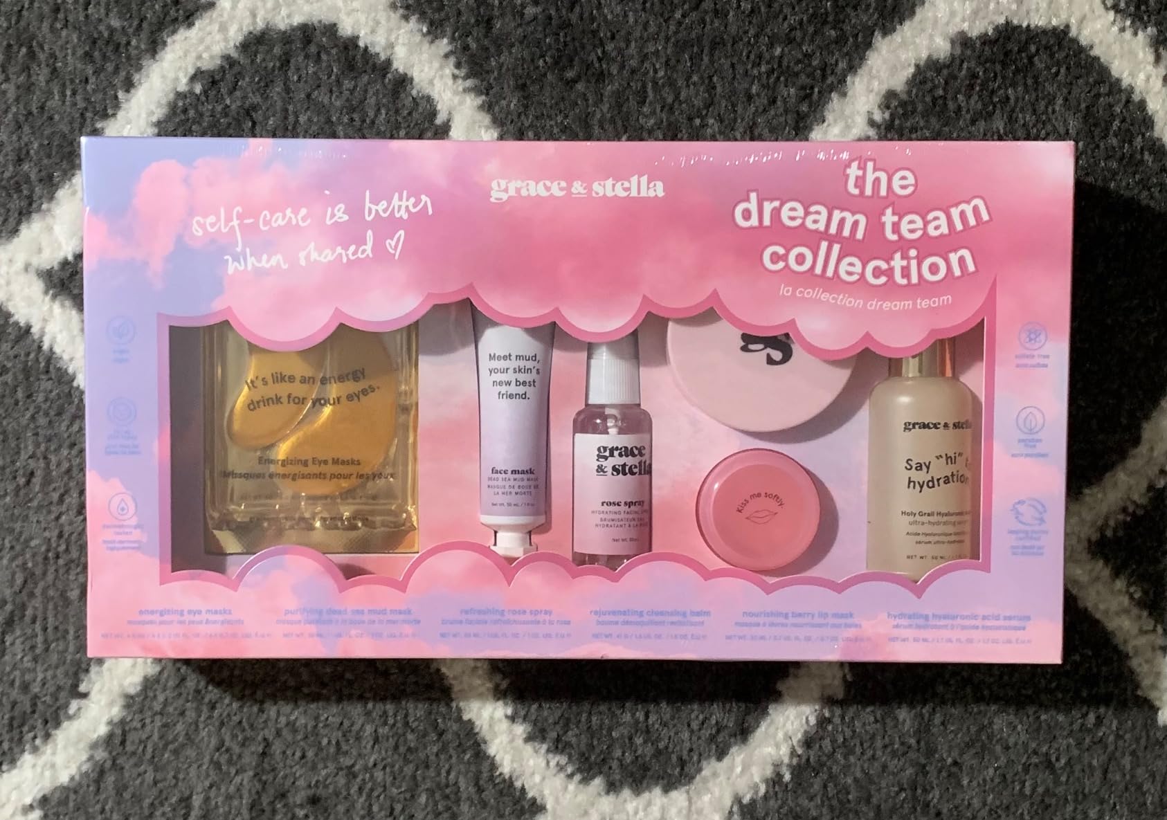 grace & stella Award Winning Skin Care Set - Birthday Gifts for Women, Travel Size Toiletries with Eye Masks, Hyaluronic Acid Serum, Lip Balm & More, Gift Baskets for Women, Vegan Self Care customer photo 2