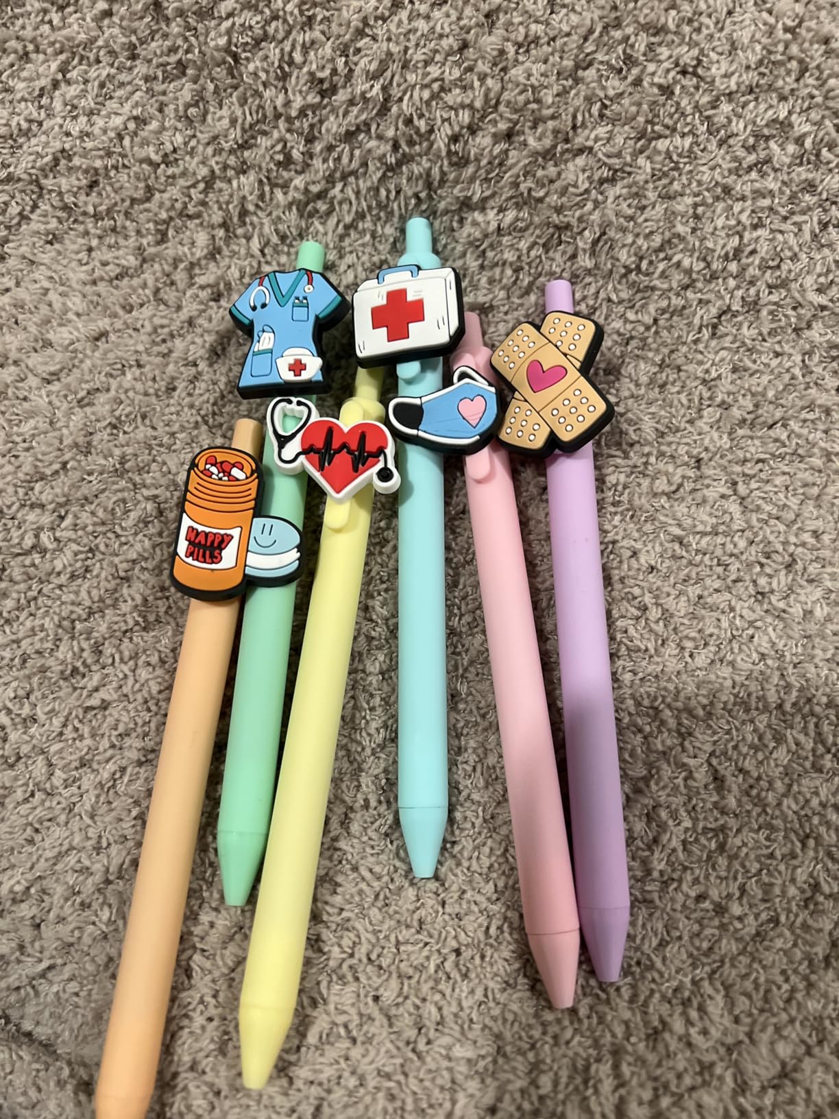 LSLSHY Cute Nurse Pens Funny Nurse Accessories for Work Aesthetic Gel Pen Black Ink Set for Cna Rn Medical Assistant Nursing Student Essentials Nurse Week Gifts Appreciation Gift customer photo 2