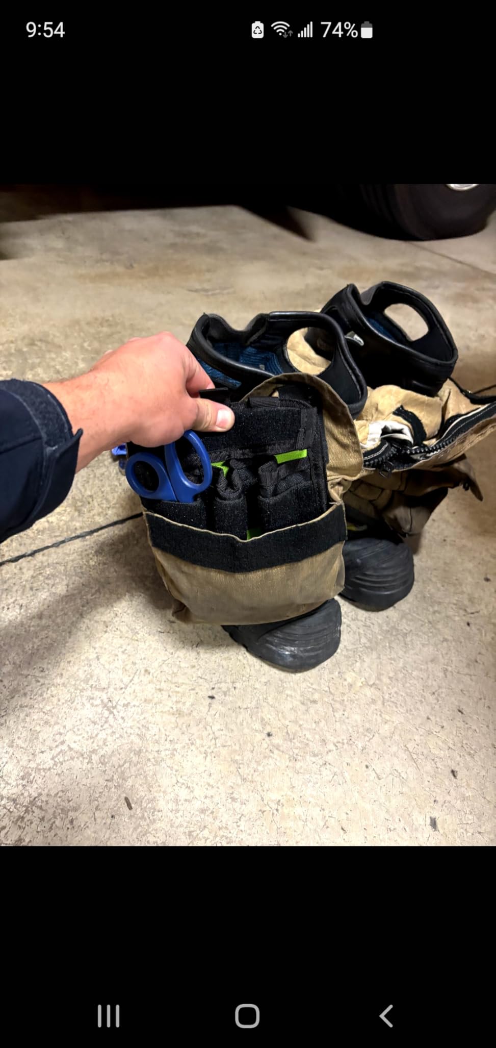MELOTOUGH 7-Pocket Firefighter Tool Pouch with Carry Handle and Flap customer photo 1