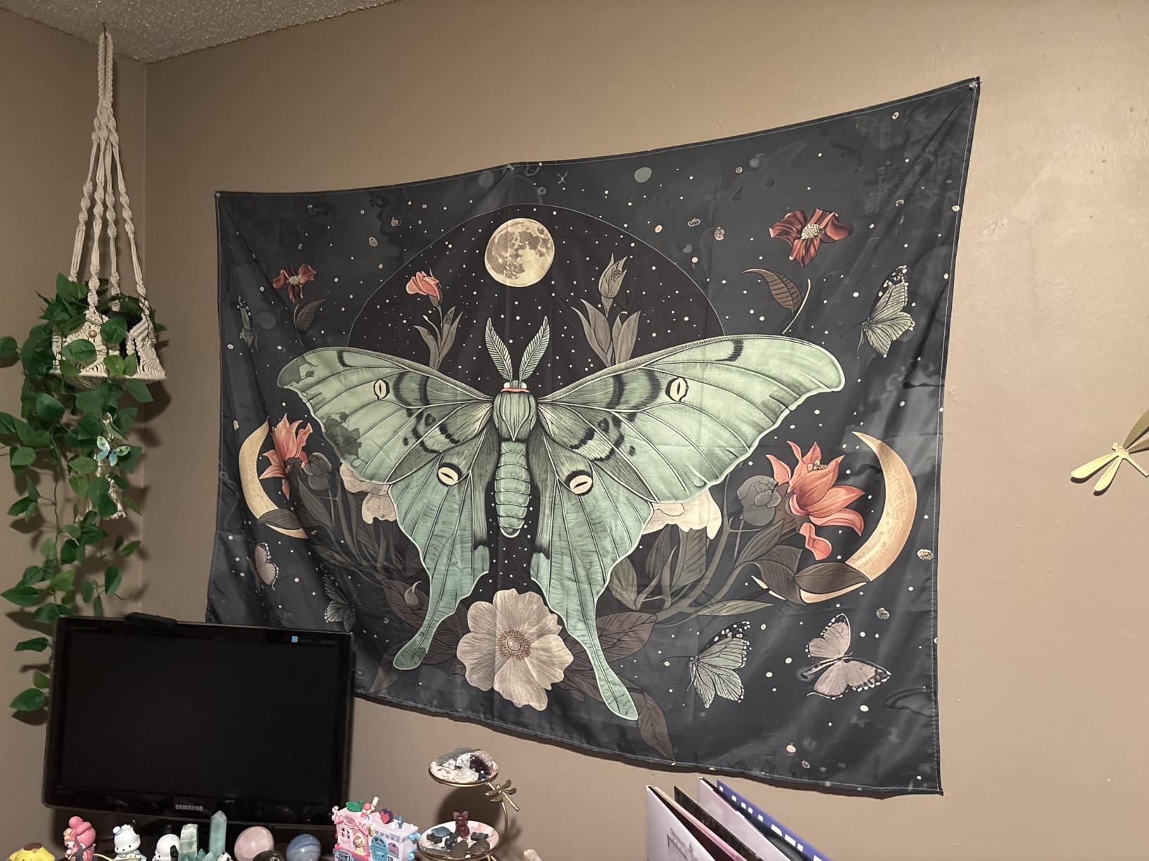 JAWO Green Butterfly Moon luna moth Flower Tapestry Boho Floral Plant moth Tapestries for Bedroom customer photo 1