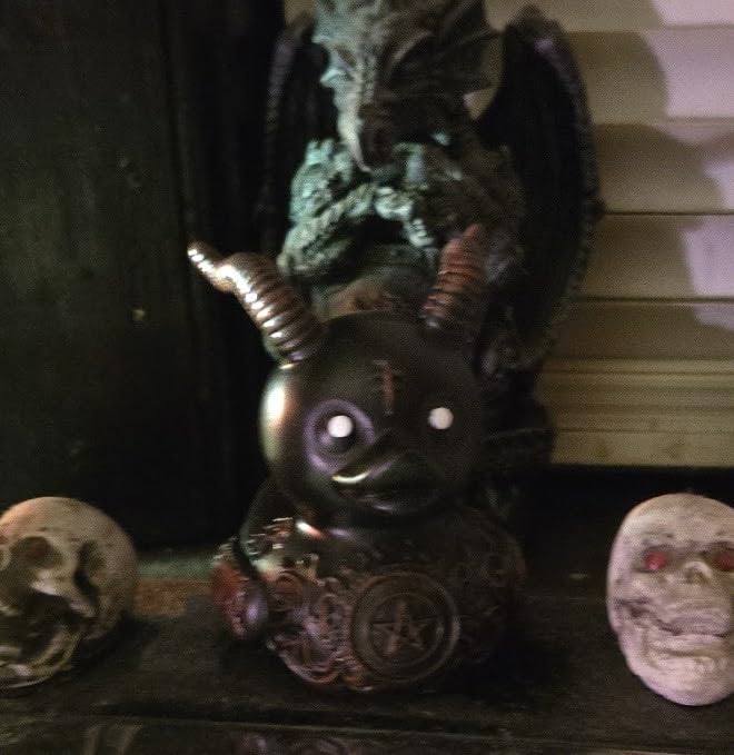 edenfuax Punk Duck Goth Resin Duck - Garage Kits, Unique Gothic Gifts & Collectibles, Vinyl Rubber Novelty Ornament Dark Satanic Duck Figurine for Desktop Home Halloween Decor (Satan Duck) customer photo 1