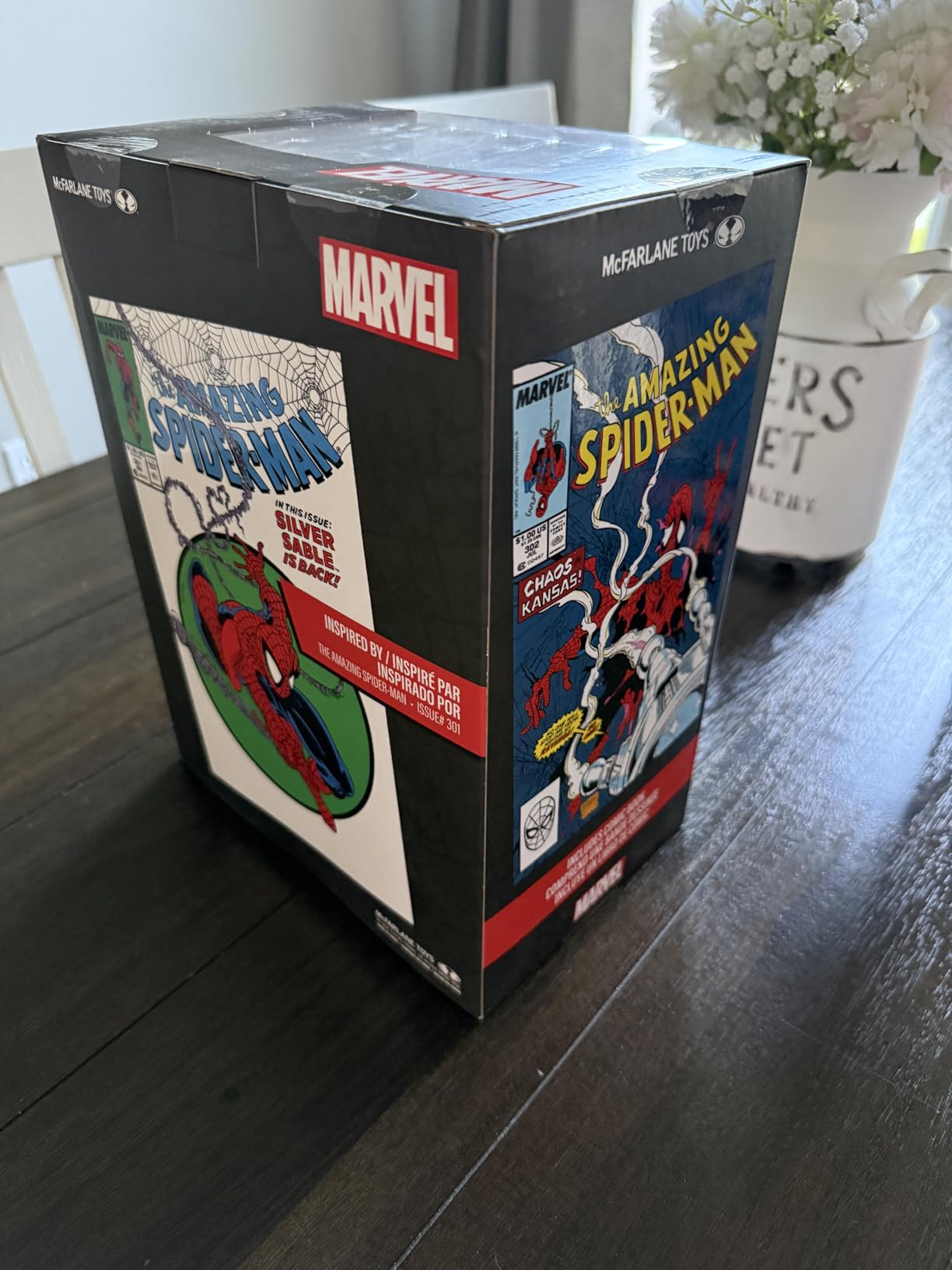 McFarlane Toys - Marvel Spider-Man 1:6th Scale Posed Figure with Scene & Comic (Based on The Amazing Spider-Man #301) customer photo 1