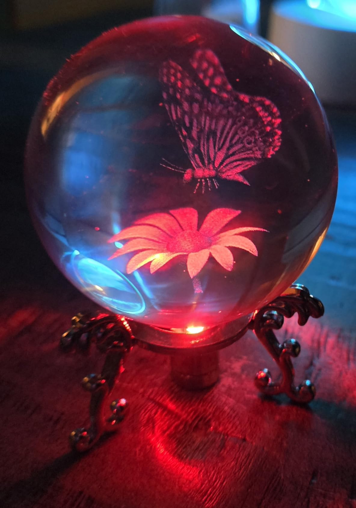 IFOLAINA 3D Tiger Crystal Ball Tiger Figurines in Crystal Ball 60mm Decor | White Tiger Collectibles Decorative Globes Gift Glass Sphere Home Decor with Stand customer photo 2