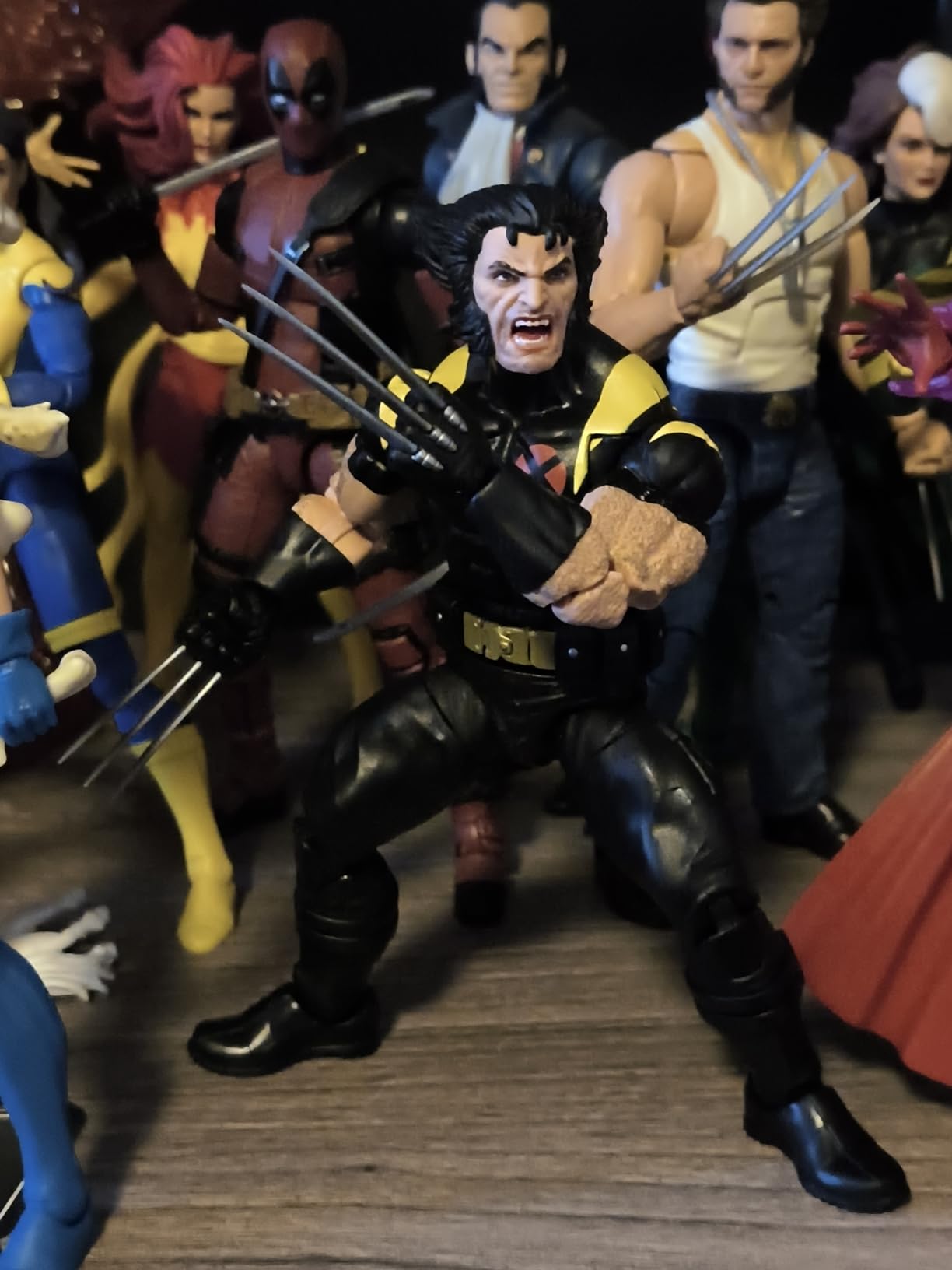 Marvel Legends Series Wolverine, X-Men Comics Collectible 6-Inch Scale Action Figure | Marvel Legends X-Men 6 Inch Action Figure BAF Nemesis - Xtreme Wolverine customer photo 2