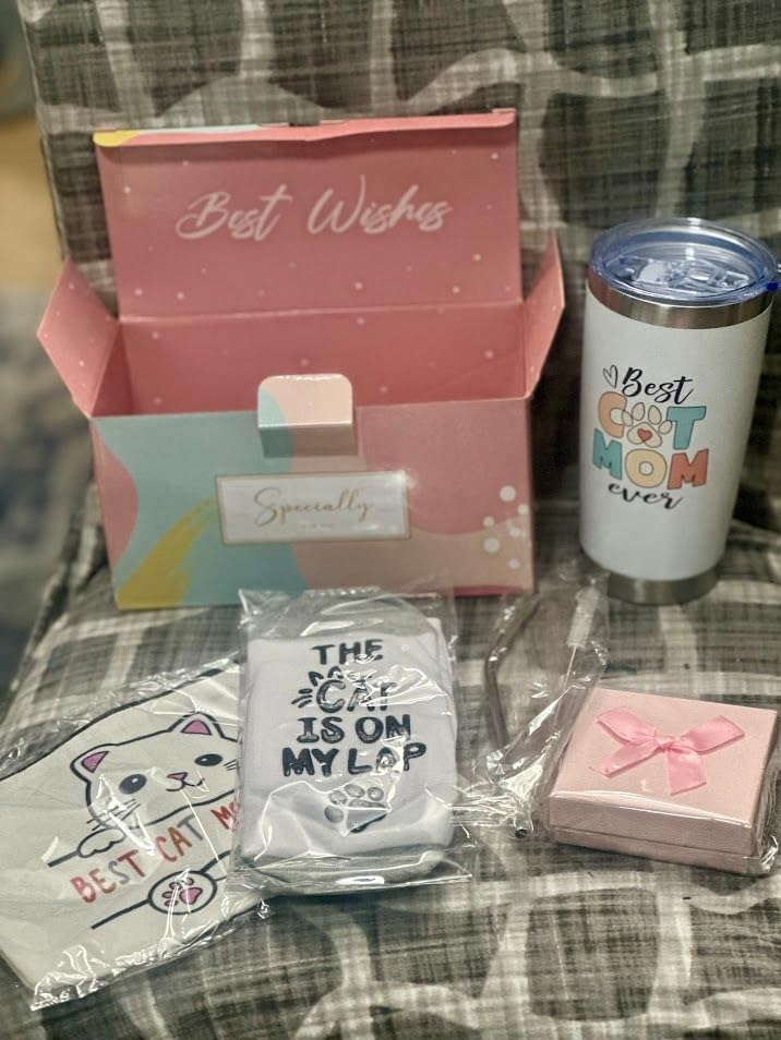 Dog Mom Dog Lover Gifts for Women, 20oz Wine Tumbler Set | with Makeup Bag, Natural Stone Paw Bracelets, Socks for Women - Perfect for Birthdays, Mothers Day & Christmas customer photo 1