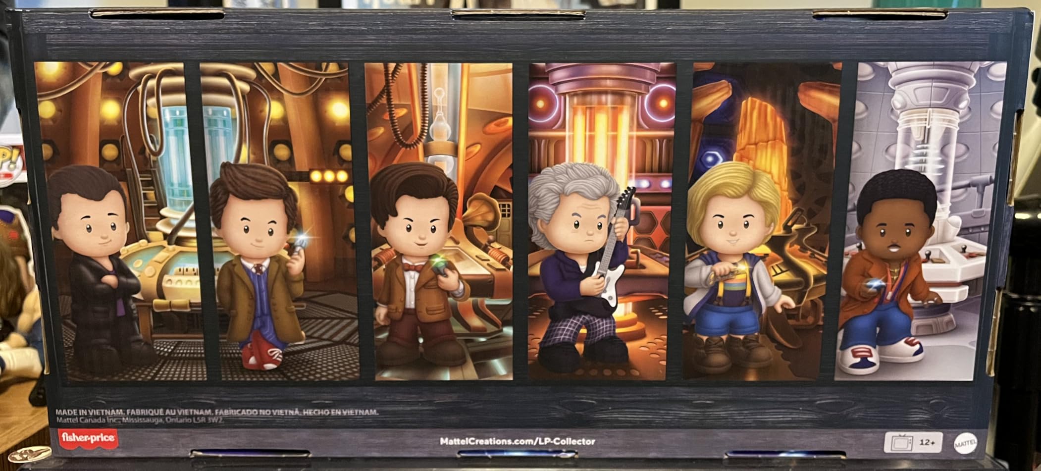 Little People Collector Doctor Who TV Series Special Edition Set for Adults & Fans, 6 Characters in a Display Package customer photo 2