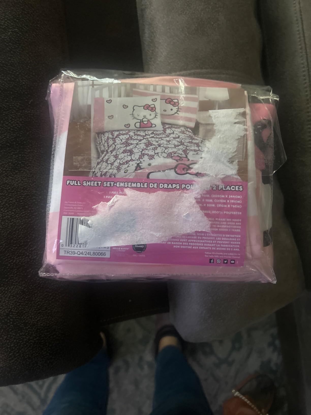 Jay Franco Hello Kitty Cute Queen Sheet Set - 4 Piece Sanrio Bedding | Breathable Super Soft Microfiber, Machine Washable, Deep Pocket 10 in, 2 Pillowcases, Pink Kawaii (Officially Licensed) customer photo 2