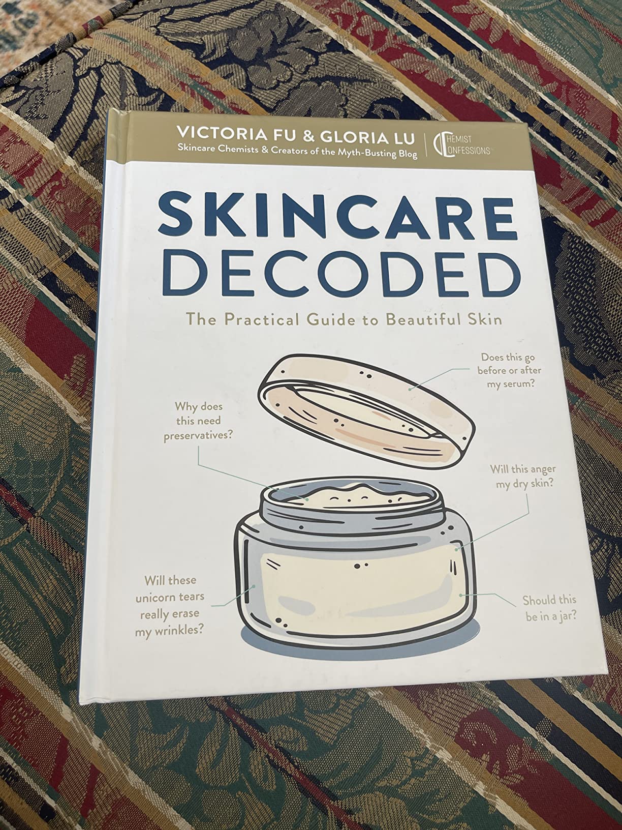 Skincare Decoded: Revised and Expanded: The Practical Guide to Beautiful Skin customer photo 2