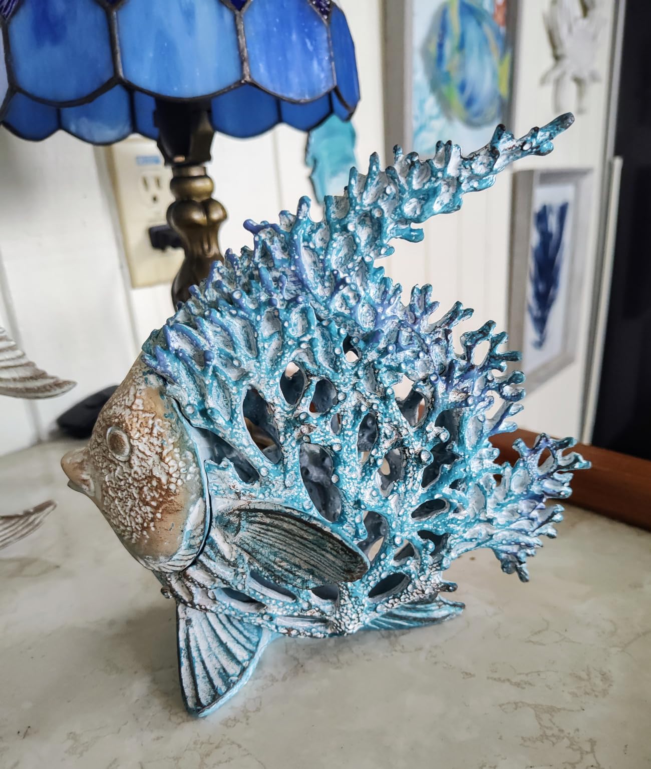 Hodao Sea Coral Fish Figurines Decoration Summer Beach Coastal Decor Coral Reef Angelfish Home Office Desk Decor Statues for Tabletop Shelf Bathroom Decoration Ornament Gifts for Mom (White) customer photo 1