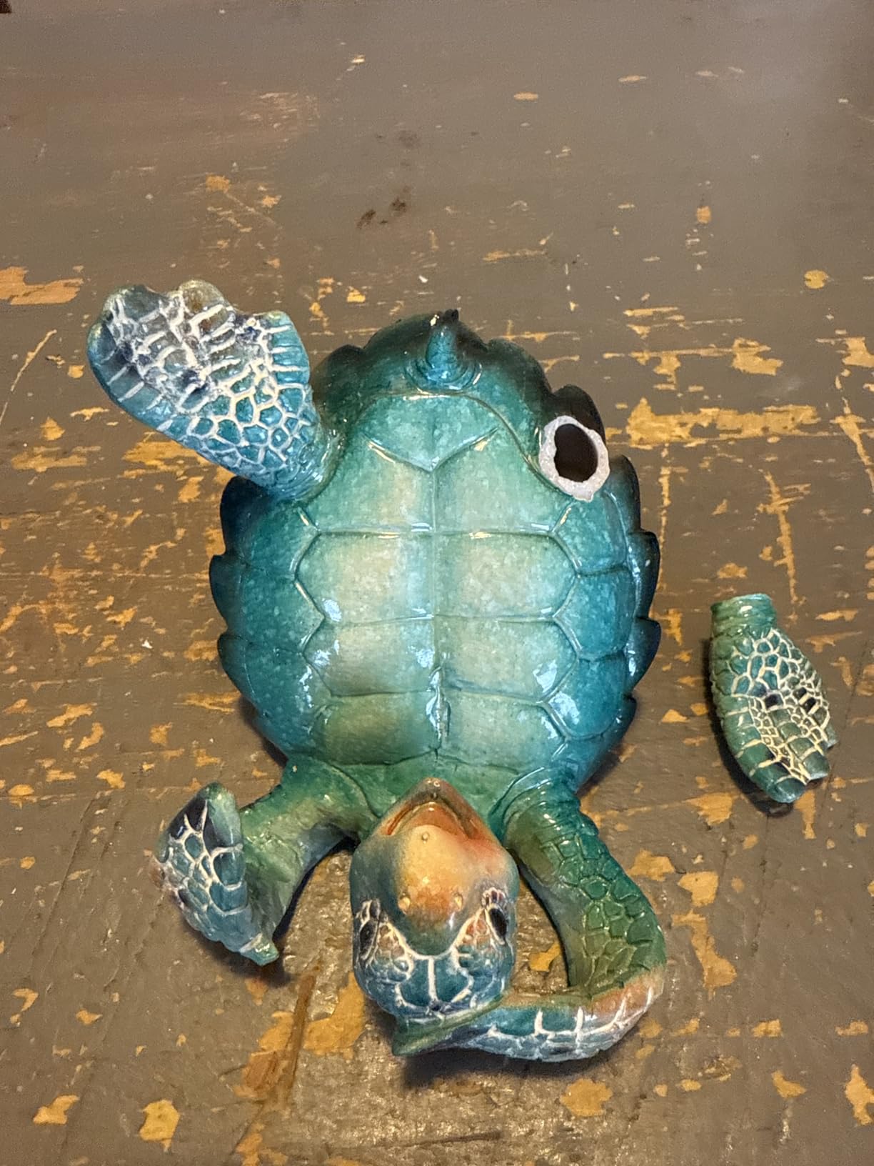 Hodao Sea Turtle Figurines Decoration Turtle Cell Phone Stand Holder for Home Office Desk Summer Ocean Style Phone Holder Decor for Beach Table Statues Gifts for Friends (Blue-Turtle) customer photo 1