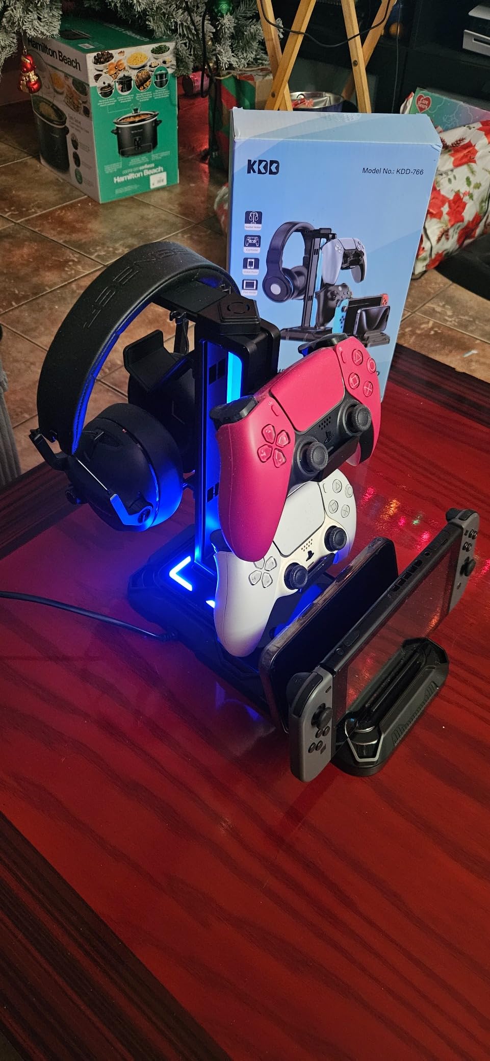 KDD Headset Stand with Charging Station - Detachable Controller Holder with 9 Light Modes customer photo 1