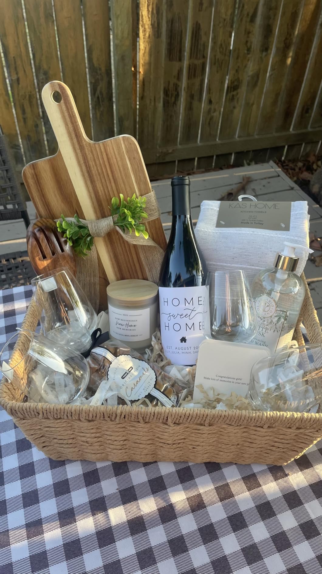 Housewarming Gifts New Home, New Home Gift Idea, First Home Gift, Gift for Home, New House Warming Gift for Homeowner Kitchen Gifts Apartment Closing Gift for Clients, Wooden Cutting Boards Gift Set customer photo 1