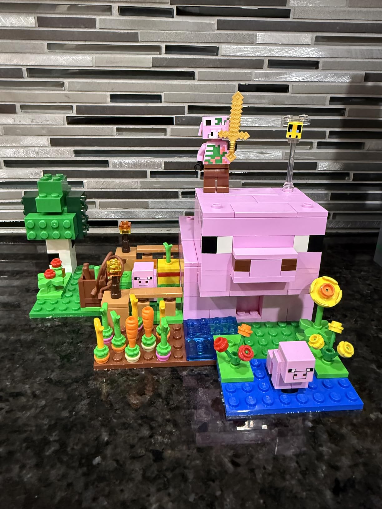 LEGO Minecraft The Baby Pig House Toy Figures and Playset - Building Minecraft Toy for Kids, Boys and Girls, Ages 7+ - Gift for Birthdays - with 2 Minifigures for Pretend Play - 21268 customer photo 2