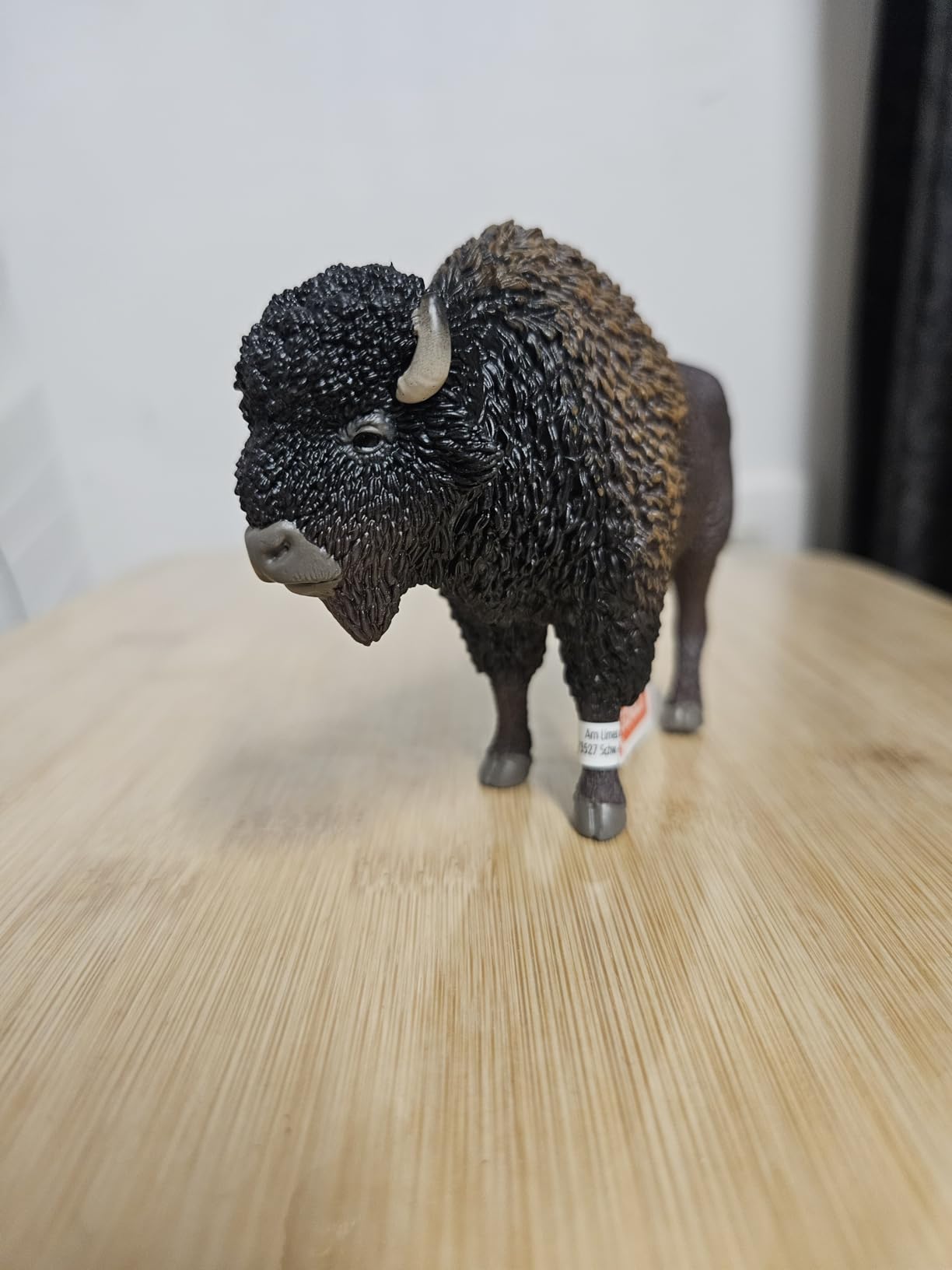 Schleich Wild Life - Bison Toy Figurine - Kids Ages 3+ | 14879 | Wild Animal Figurine, Realistic Animal Toys, Safari Toy for Boys and Girls, Screen-Free Imaginative Pretend Play, Montessori customer photo 1
