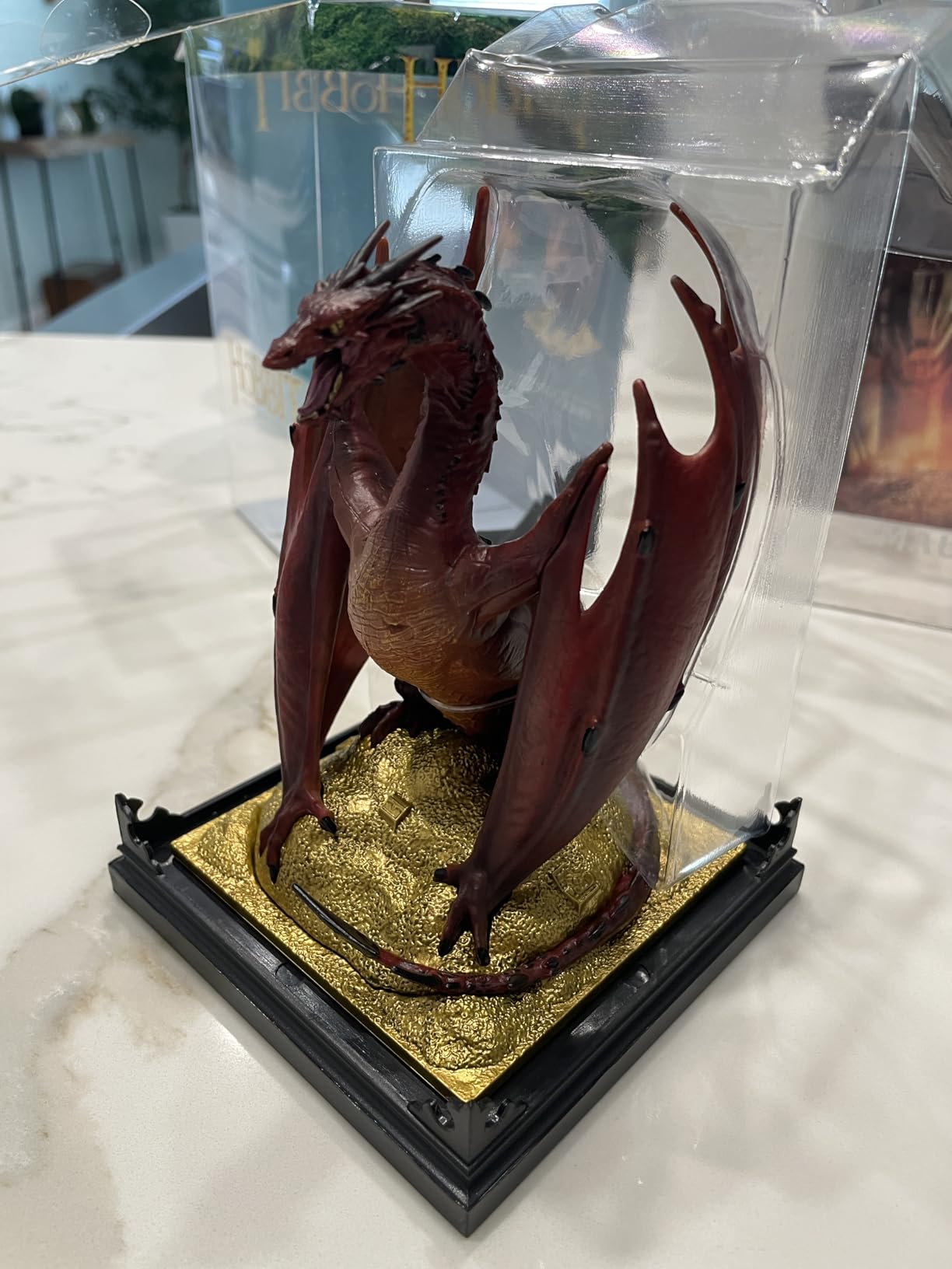 The Noble Collection Smaug Diorma customer photo 1