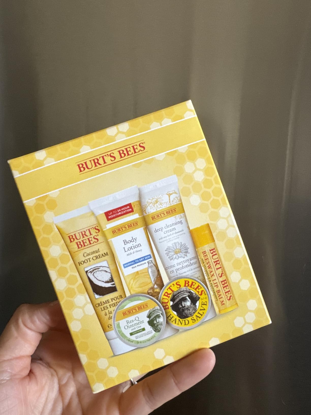 Burt's Bees Tips and Toes Kit Gift Set, 6 Travel Size Products | Pomegranate Moisturizing Lip Balm, 2 Hand Creams, Foot Cream, Cuticle Cream, and Hand Salve, Skin Care Essentials customer photo 1