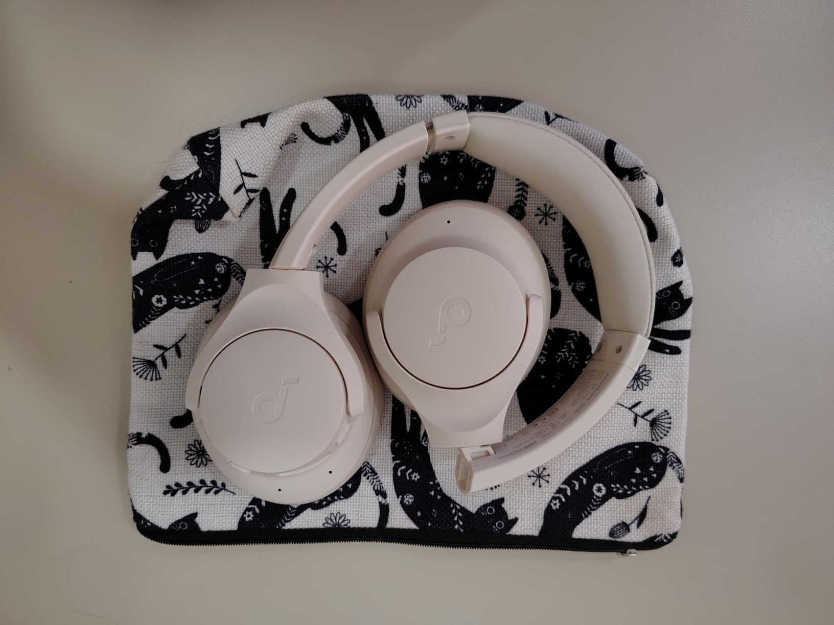 Cute Koala Makeup Bag Koala Gifts for Women Cosmetic Bag Animal Lover Gifts | Koala Themed Gifts for Women Girls Friend Daughter Travel Organizer Zipper Pouch Graduation Birthday Friendship Gifts customer photo 1