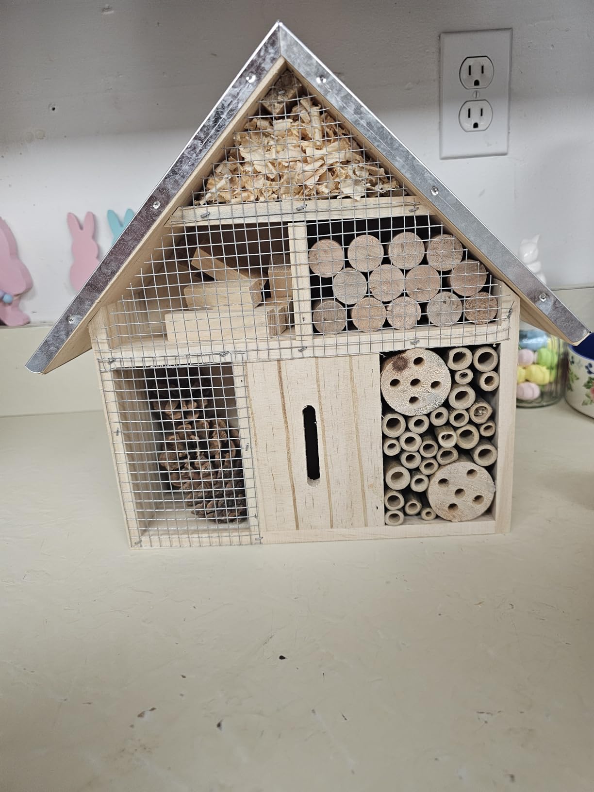 Insect Hotel Hanging Bee House Wooden Insect House, Natural Habitat for Beneficial Bees, Bugs, Butterflys, Ladybirds Garden Yard Home customer photo 1