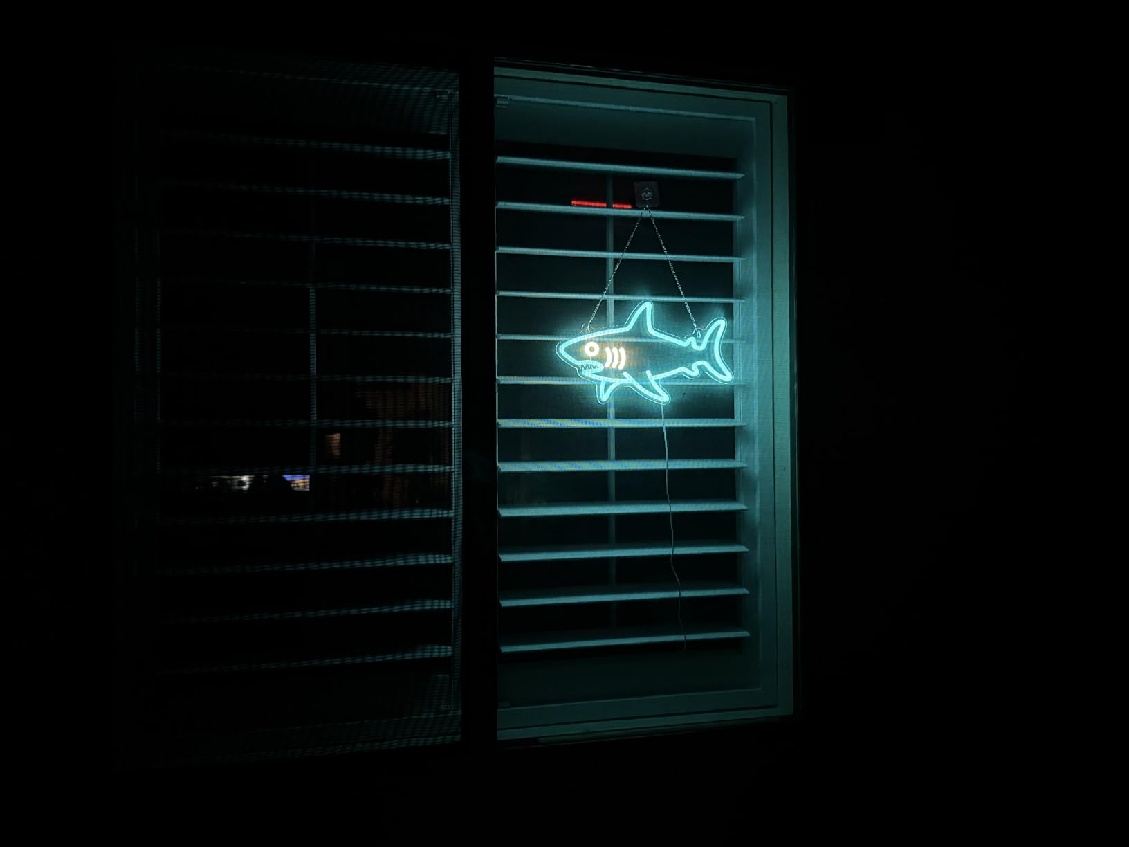 CoolGift Mart Manatee Neon Sign, Dimmable Wall Decor Light. Birthday Party Decorations for Home, Patio, Garden, Bars, Restaurants, Hotels, Stores, Clubs, Gift for Friends Family and Kids customer photo 2