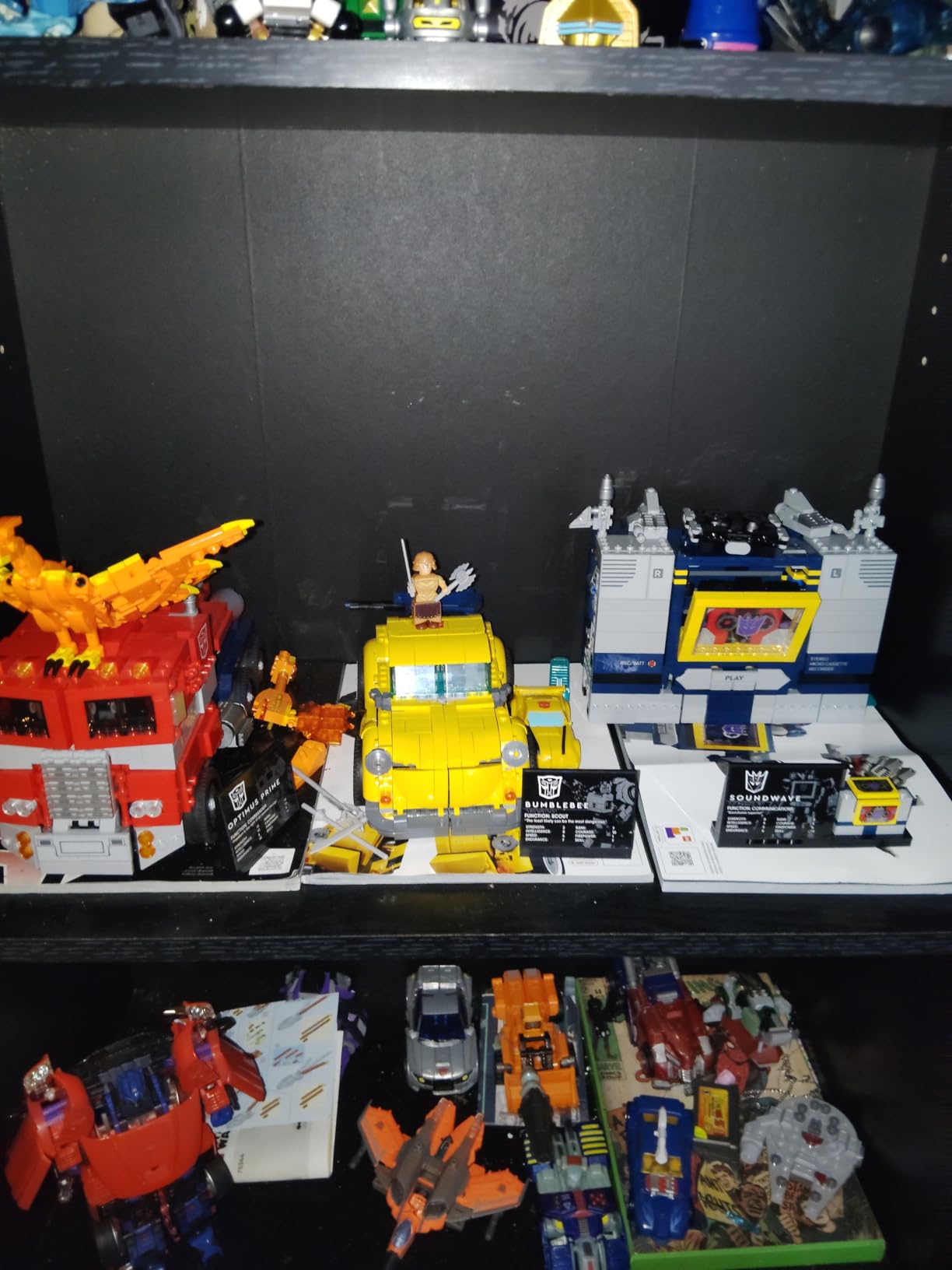Icons Transformers: Soundwave - Building Set W/Sound Effects for Adults, 18+ - Model Kit W/Ravage & Laserbeak Figures - DIY Home Decor - Collectible Gift Idea for Sci-FI & Movie Fans - 10358 customer photo 1