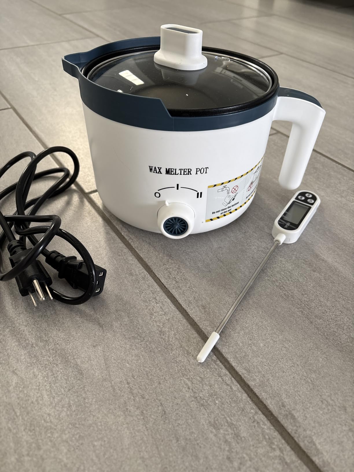 KQU Electric Wax Melting Pot with Non-Touch Thermometer(Without Battery) | 1.5Qt Wax Melter Pot for Candle Making Includes Infrared Thermometer,100 Cotton Wicks,Wick Set and Manual Instruction customer photo 1