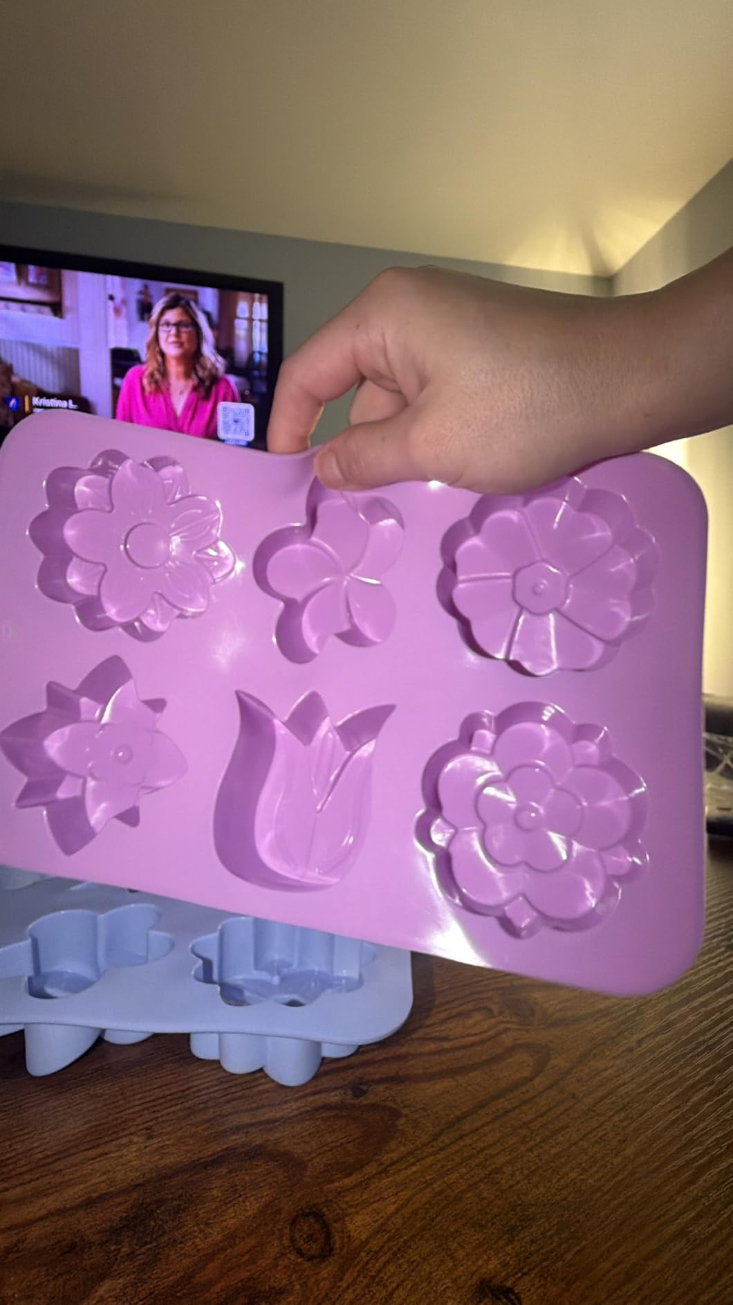 SJ 3D Bee Honeycomb Soap Mold Set, 2-Pack 6-Cavity Silicone Soap Molds for Soap Making, Wax Melts, Beeswax, Cake & Chocolate customer photo 1