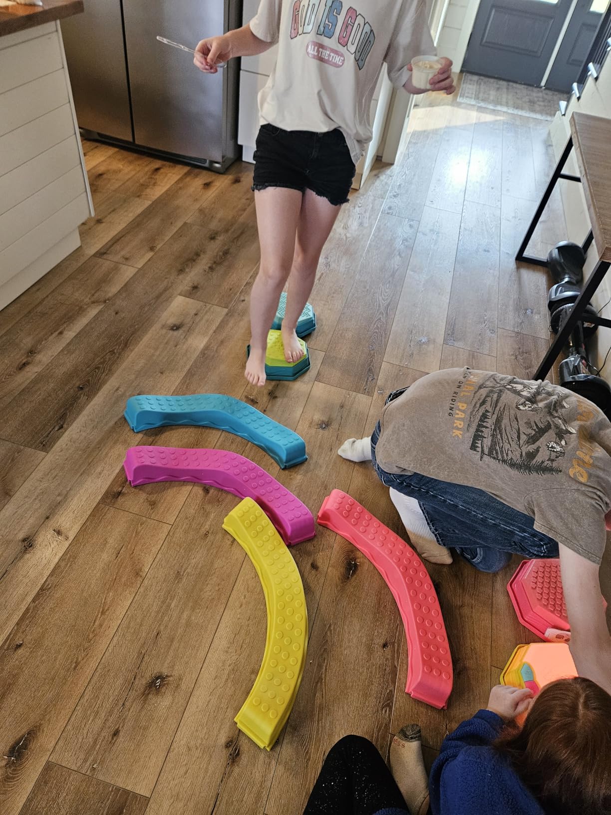 B. toys Balance Beam Set, Musical Wavy Beams & Sensory Stones | Balance & Groove Set for Indoor or Outdoor Play, 3+ Years customer photo 1
