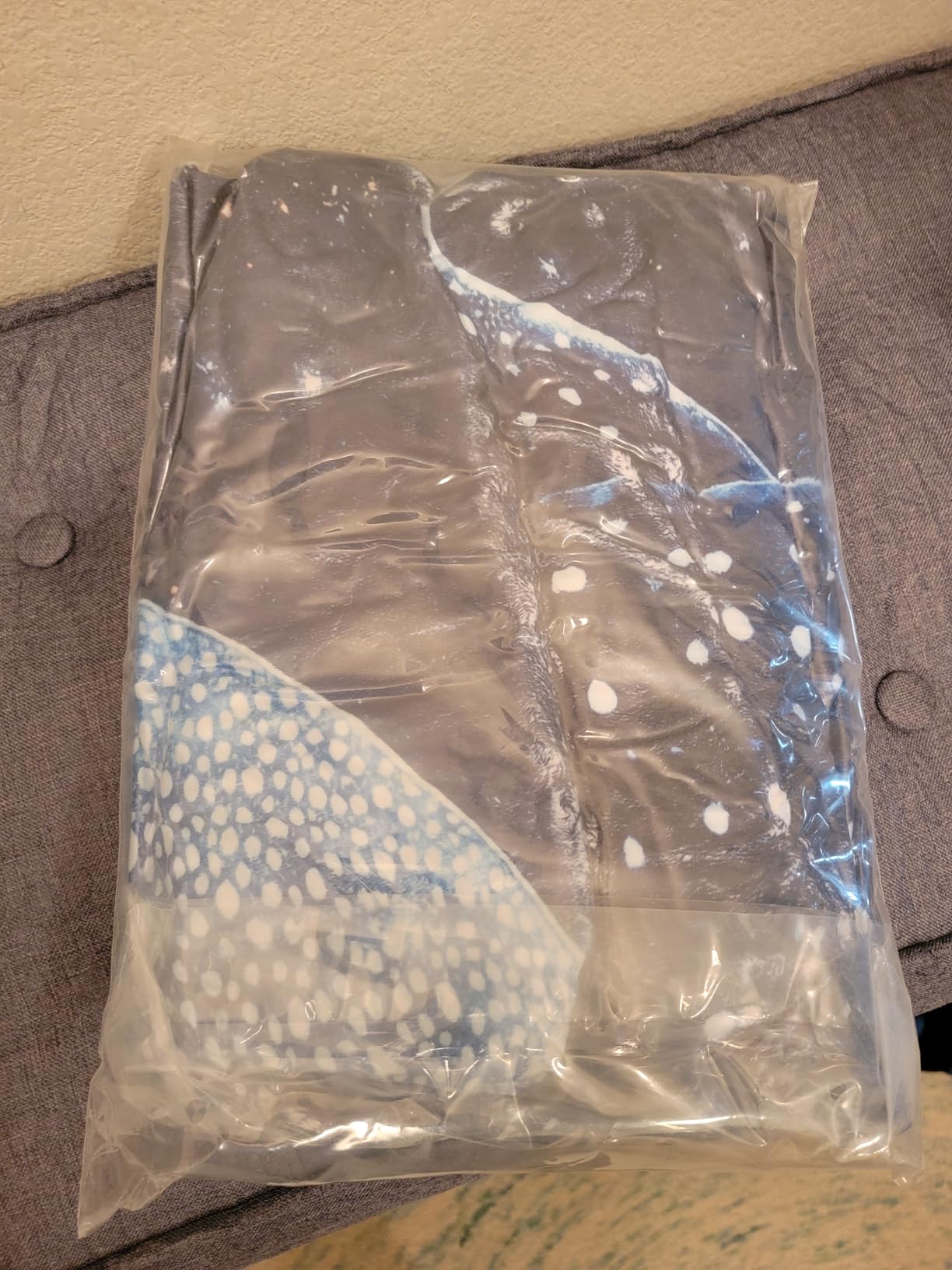 YISUMEI Whale Shark Space Stars Blanket Ocean and Starry Sky Lover Gifts for Adults & Kids - Ultra Soft Plush Throw Blanket for Bed, Couch, Camping - 50