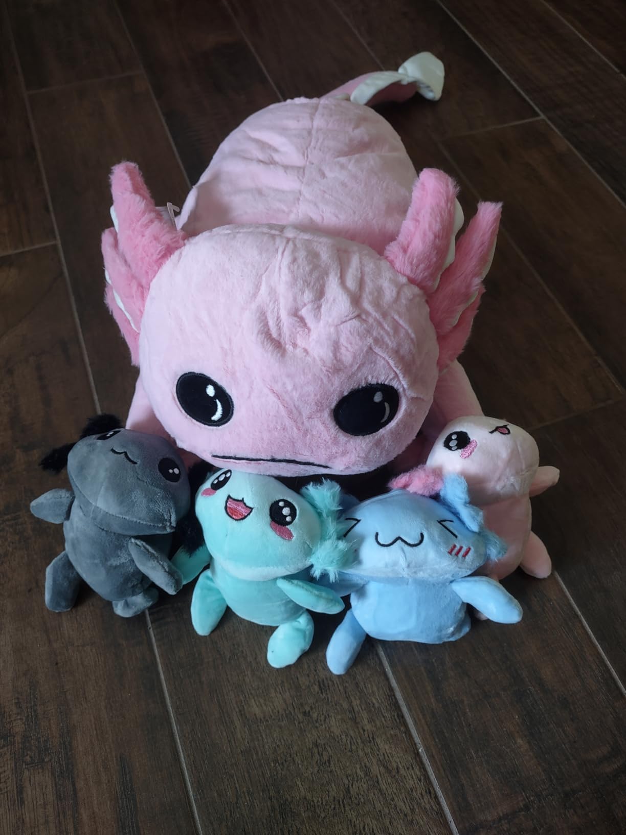 Tezituor Dolphin Stuffed Animal with 4 Babies, 20.5