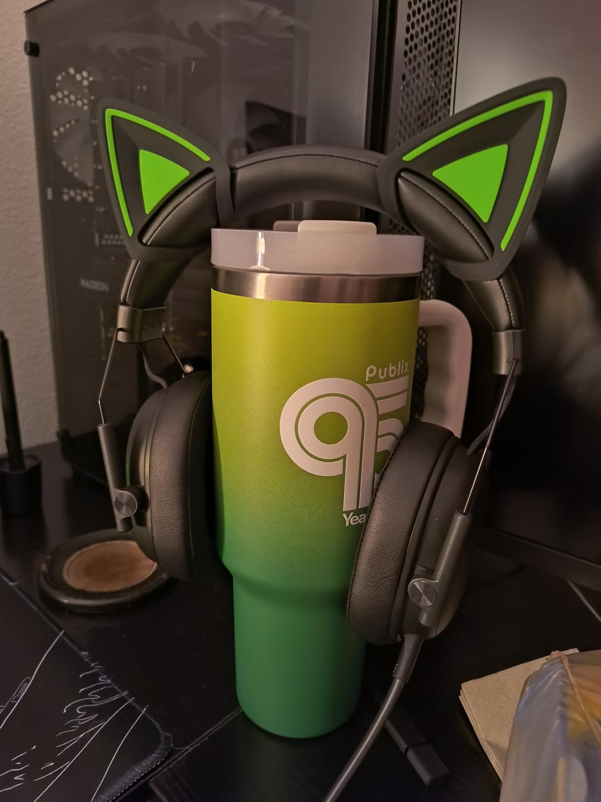 Razer BlackShark V3 X HyperSpeed Wireless PC Gaming Headset, 50mm Drivers, Cardioid Mic, 2.4 GHz, Bluetooth, USB, 70 Hr Battery customer photo 1