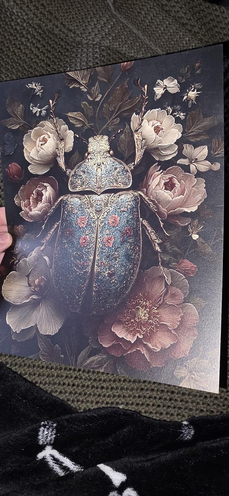 Aehie Vintage Gothic Floral Dragonfly Bee Butterfly Beetle Wall Art Poster Prints for Home Living Room Bedroom Decor, Rustic Insect Moody Floral Botanical Decorations Wall Art Unframed 4PCS 8x10inches customer photo 1
