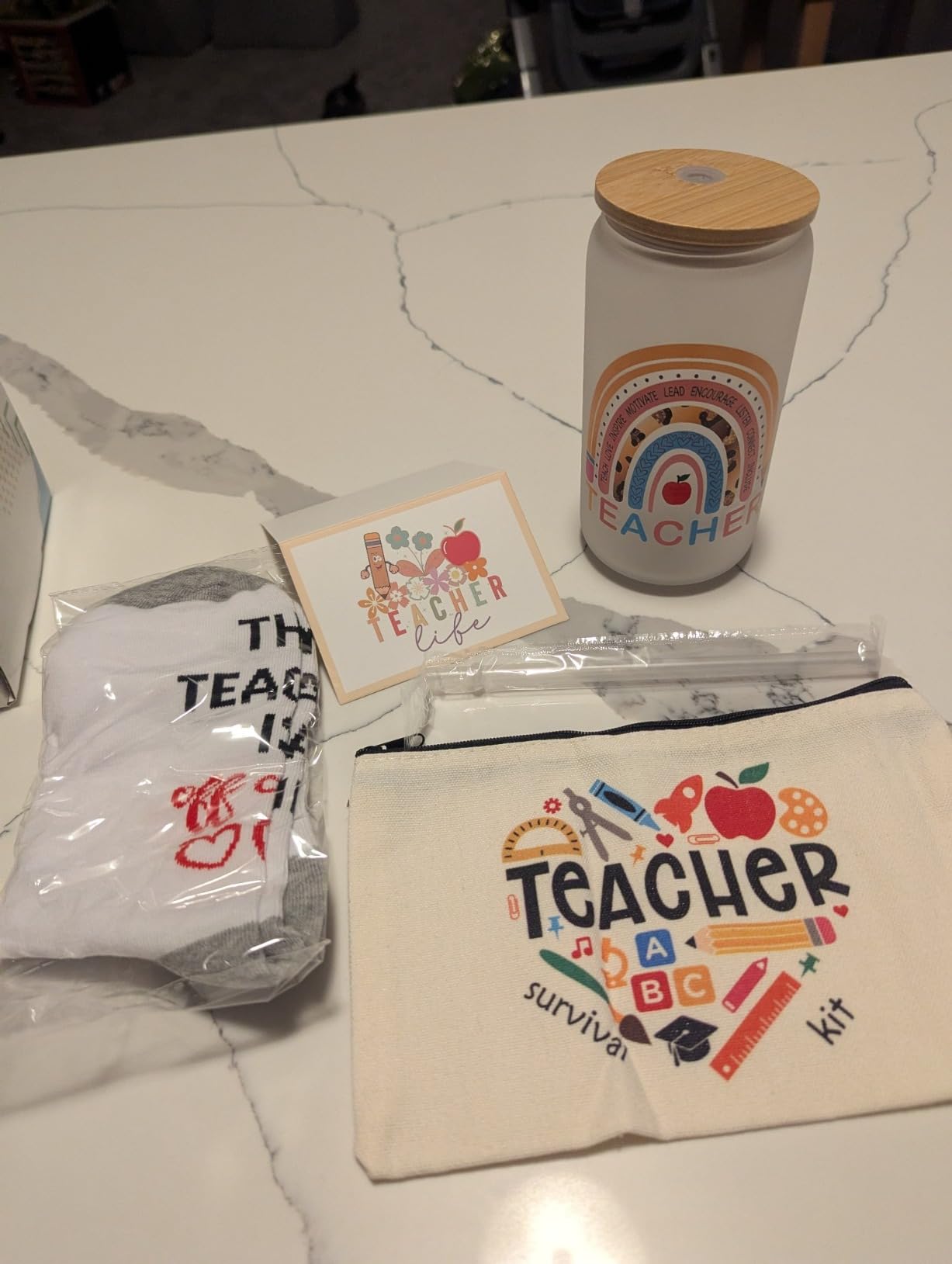 8 PCS Teacher Appreciation Gift Set, Teacher Survival Kit with Glass Cup, Bamboo Lid, Fuzzy Socks & Pouch Bag, Thank You Gift for Women (Best Teacher Ever-g05) customer photo 1