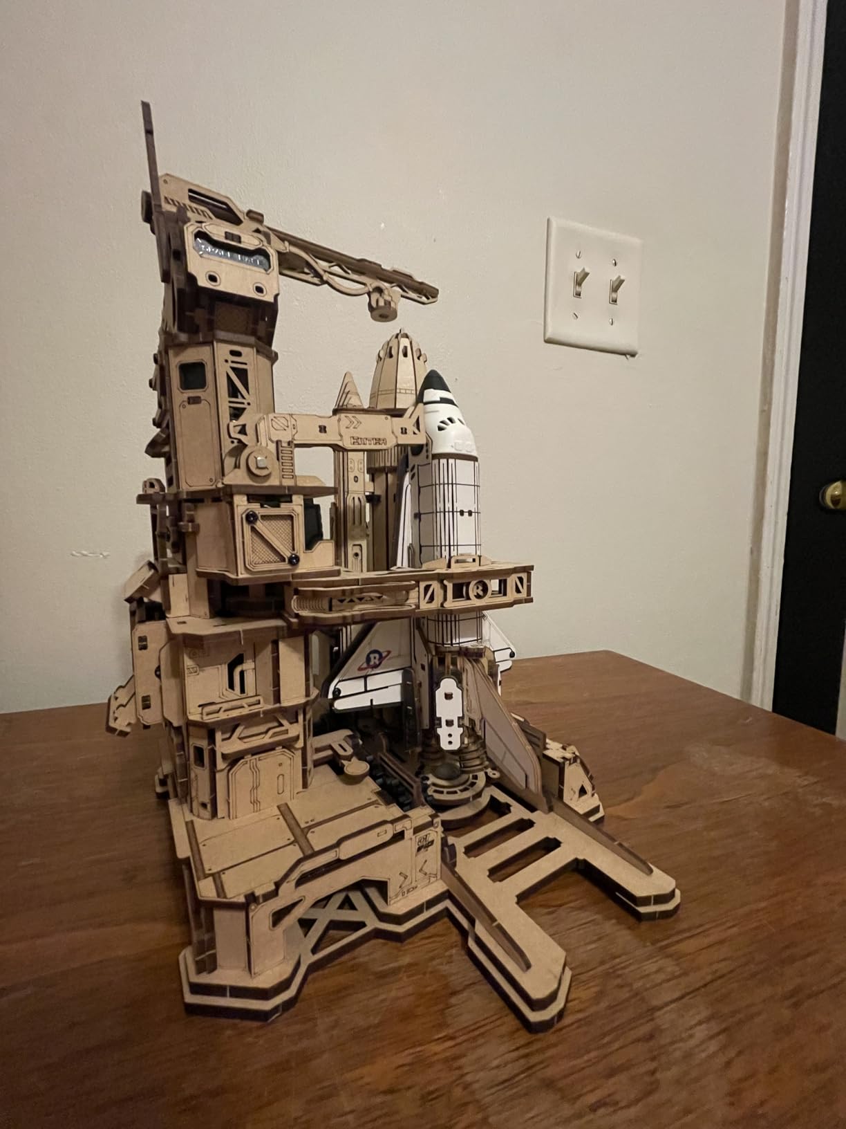 ROKR 3D Wooden Puzzles Space Shuttle-Dynamic Launch Base with Motorized Lift, LED Light Effects, 1:420 Scale customer photo 1