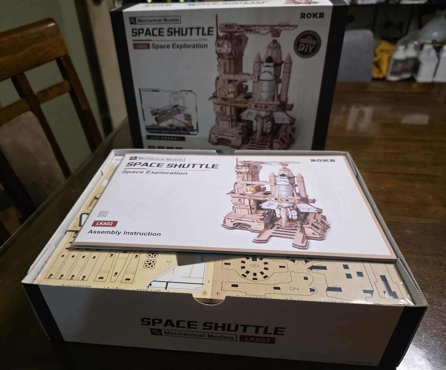 ROKR 3D Wooden Puzzles Space Shuttle-Dynamic Launch Base with Motorized Lift, LED Light Effects, 1:420 Scale customer photo 2