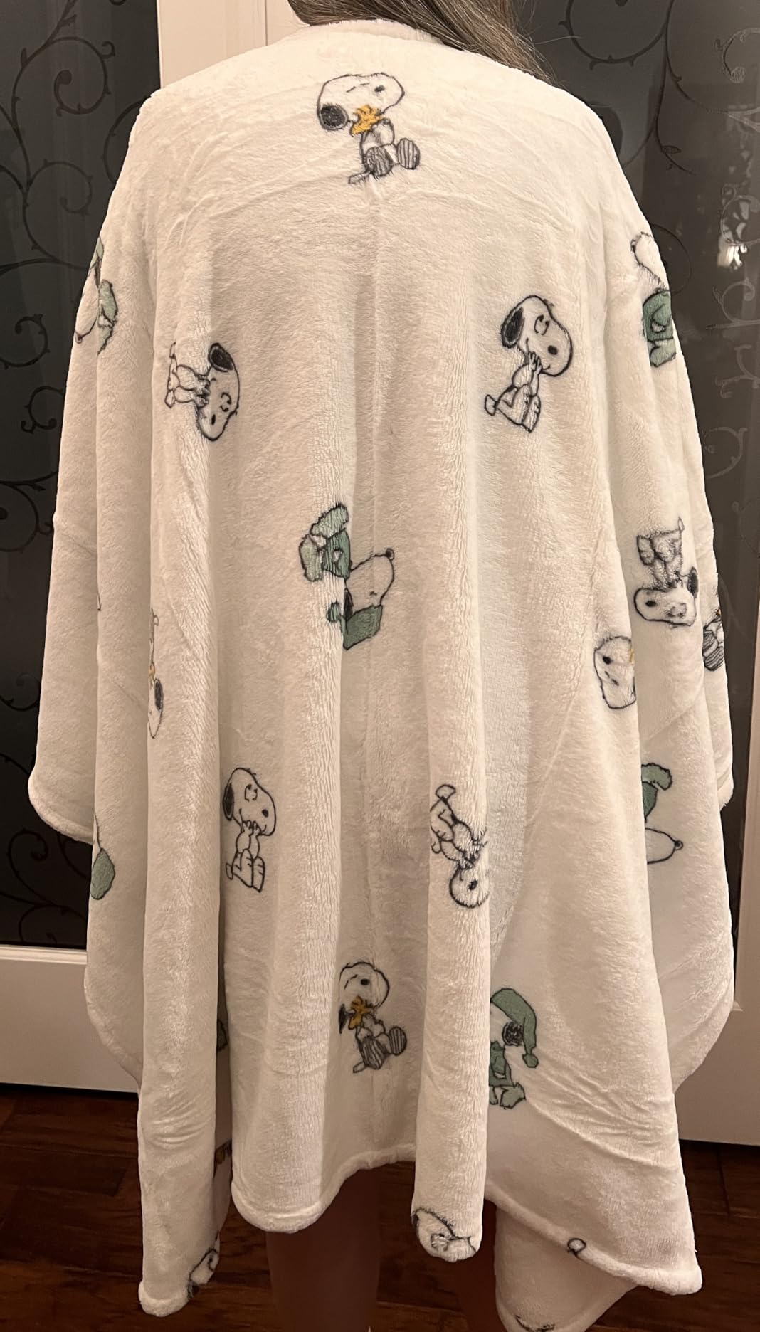 Berkshire Peanuts Wearable Throw Blanket, 58x64 customer photo 2
