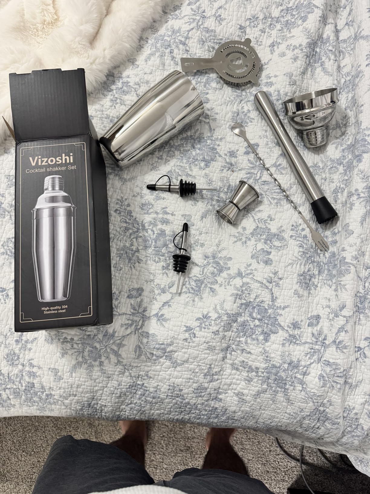 Cocktail Shaker Set Bartender Kit,Professional Bar Set, Martini Shaker, Jigger, Strainer, Mixer Spoon, Muddler, Liquor Pourers Ideal Bar Accessories for Home, Gift for Christmas, Birthday, Beginners customer photo 2