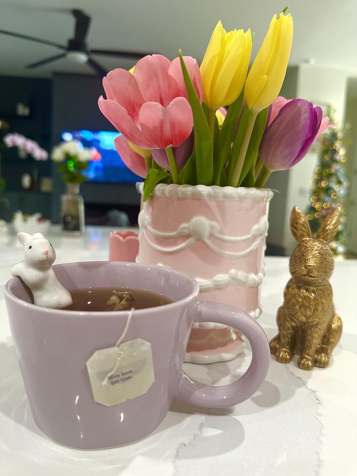 Giraffe Mug Cute Coffee Mug with 3D Animal Inside Ceramic Tea Cup with Lid Spoon Cool Animal Stuff Unique Friendship Birthday Gifts for Women Men customer photo 1