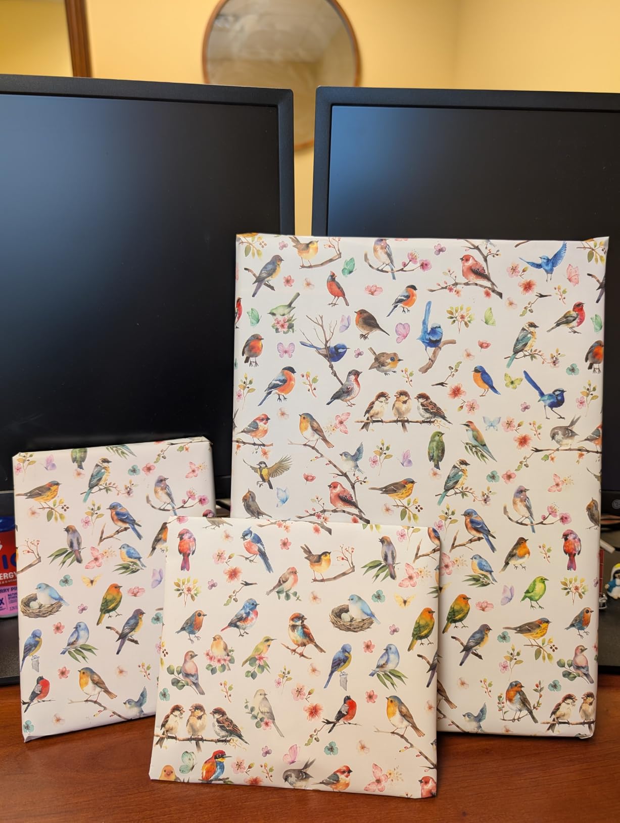 Pineraap Exotic Pet Wrapping Paper Roll - 17Inch x16.4Feet - Leopard Gecko Lizard Chameleon Snake Frog Turtle Reptiles Theme Gift Wrap for Reptile Lovers, Birthday Parties, Holiday Gifts customer photo 1