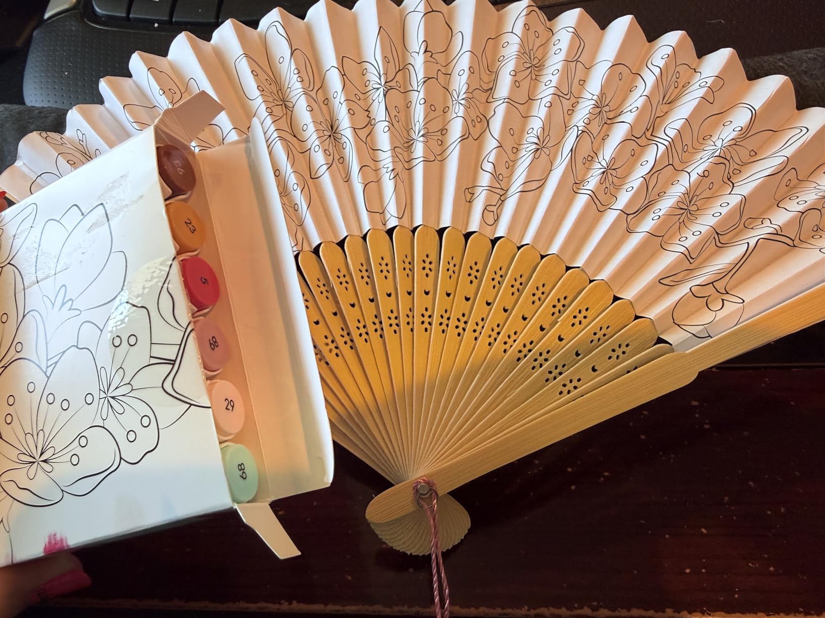 Faber-Castell Paper Fan Coloring Kit: Koi Fish | Folding Fans with Dual-Tip Markers & Pre-Printed Designs | Relaxing DIY Craft, Summer Activities for Kids (2 Fans, 6 Markers) customer photo 2