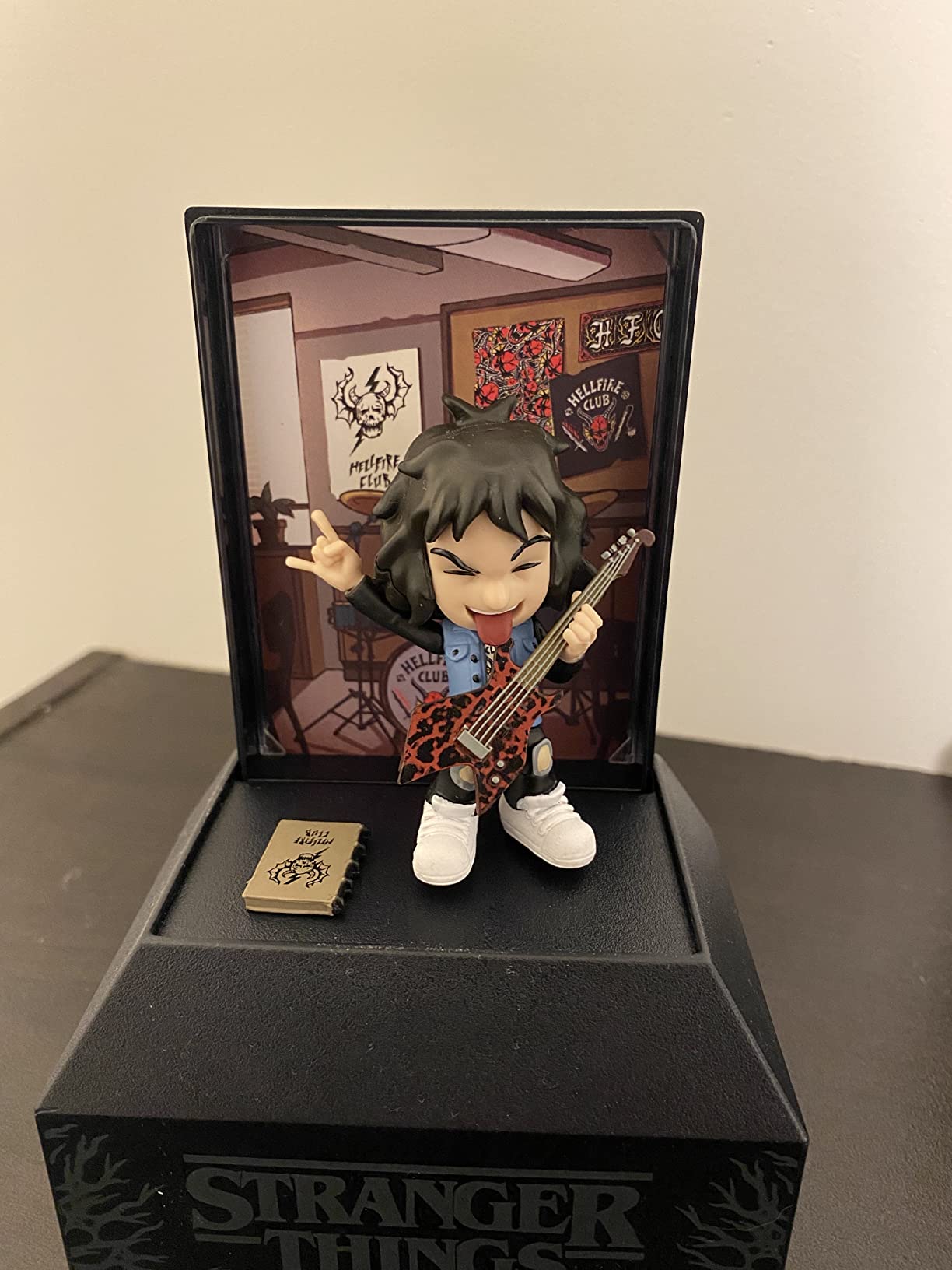 YuMe Stranger Things Walkie Talkie Collectible | Upside Down Capsule Series 3 Surprise Mini Figure & Display Stand | Netflix Merchandise customer photo 1