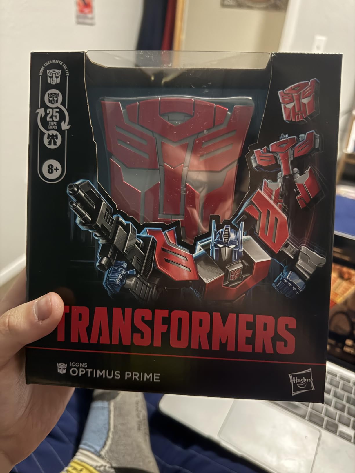 Icons Optimus Prime 6.75-Inch Voyager Class Action Figure that Converts to Autobot Logo Symbol, Display Stand, Robot Toys for Ages 8+ | Transformers Icons 7 Inch Action Figure Voyager Class - Optimus Prime Logo Symbol customer photo 1