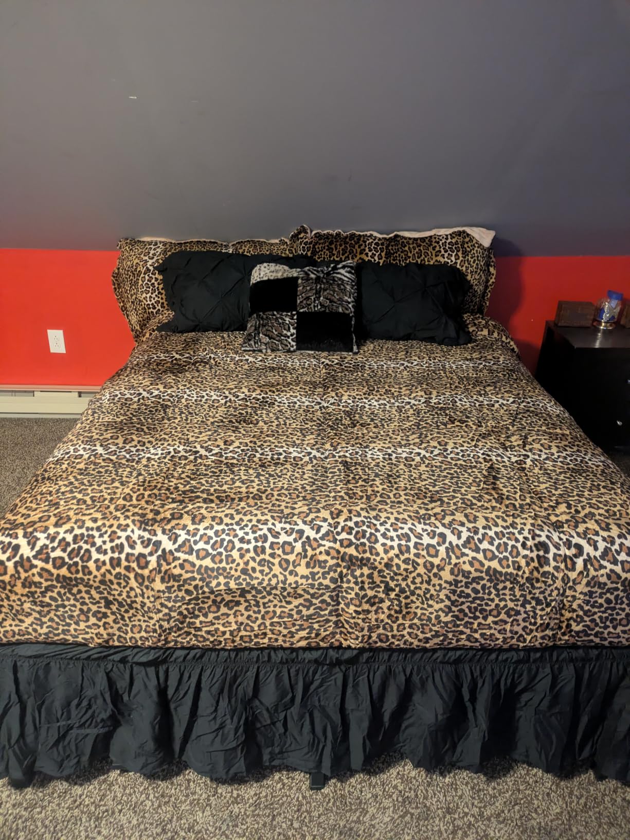 Petrichor Leopard Velvet Flannel Queen Comforter Set - Cheetah Print Western Blanket, Luxury Fuzzy Heavy Bedding Set, 3 Pieces Plush Winter Bed Set with Comforter (90
