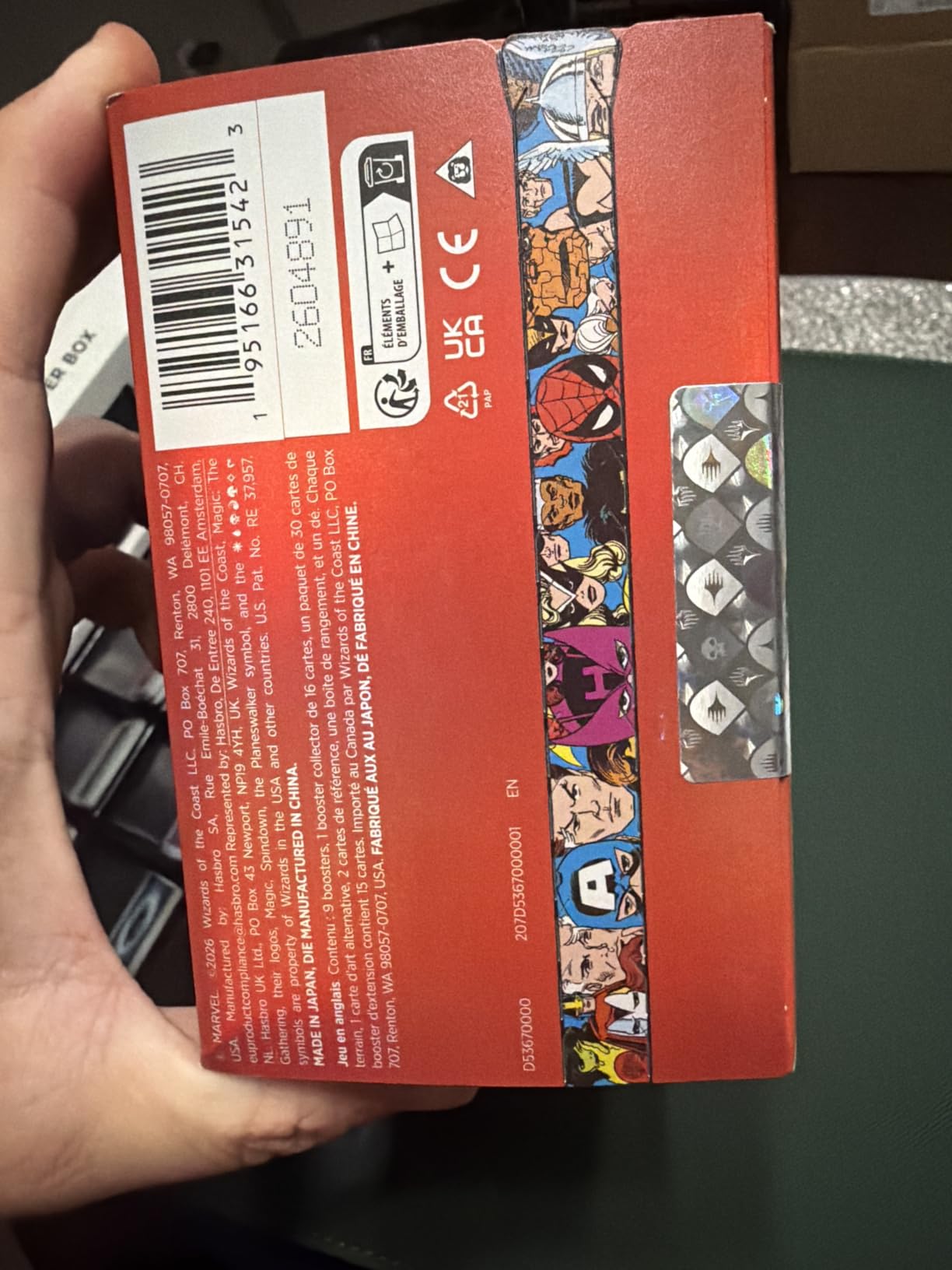 Magic: The Gathering | Marvel Super Heroes - Bundle: Gift Edition (Deluxe Bundle with Collector Booster, Play Boosters, Lands, Accessories) customer photo 1