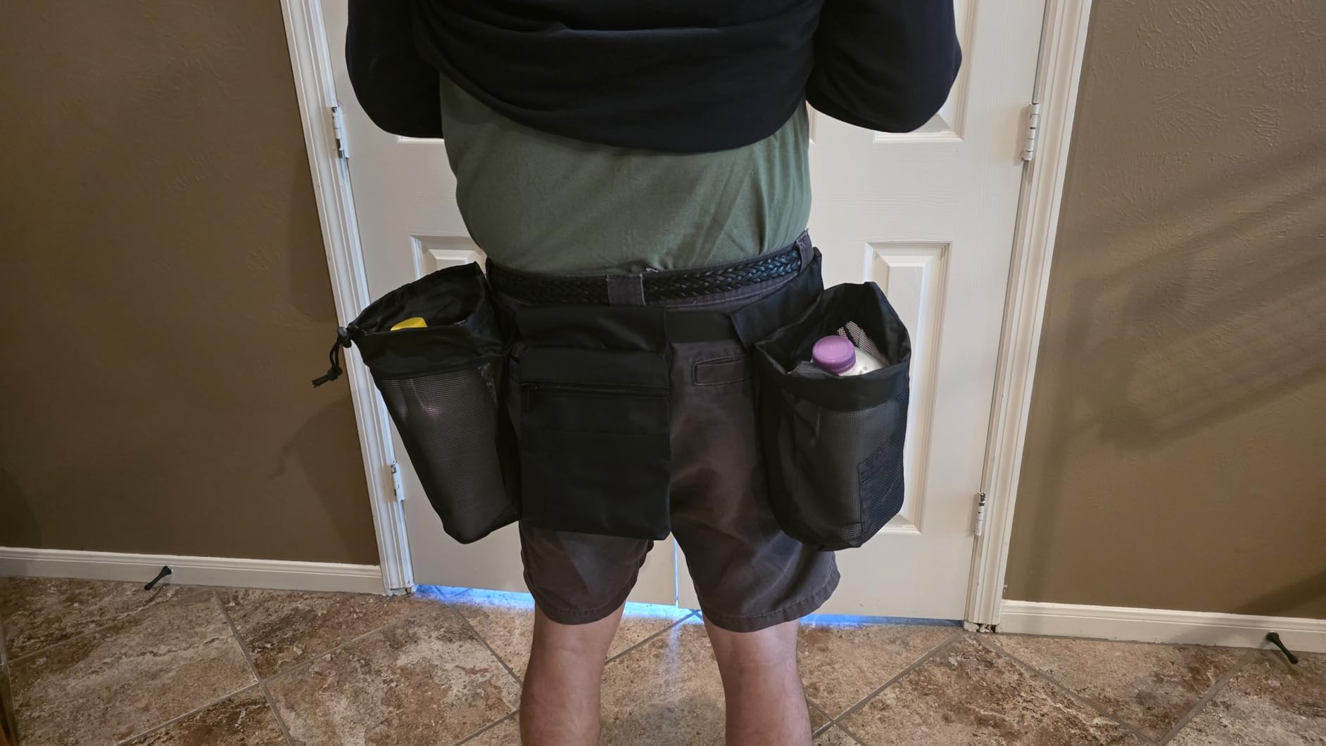 Rock Collecting Waist Bag, Foraging Bag with 2 Mesh Collection Bags and 1 Zippered Tool Pouch, Adjustable Waistband, Lightweight Design for Outdoor Rock Collecting, Beachcombing, and Mushroom Foraging customer photo 2