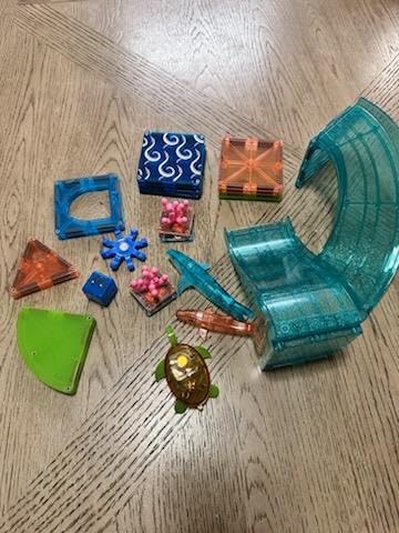 MAGNA-TILES Coral Reef 25-Piece Magnetic Construction Set, The Original Magnetic Building Brand customer photo 1