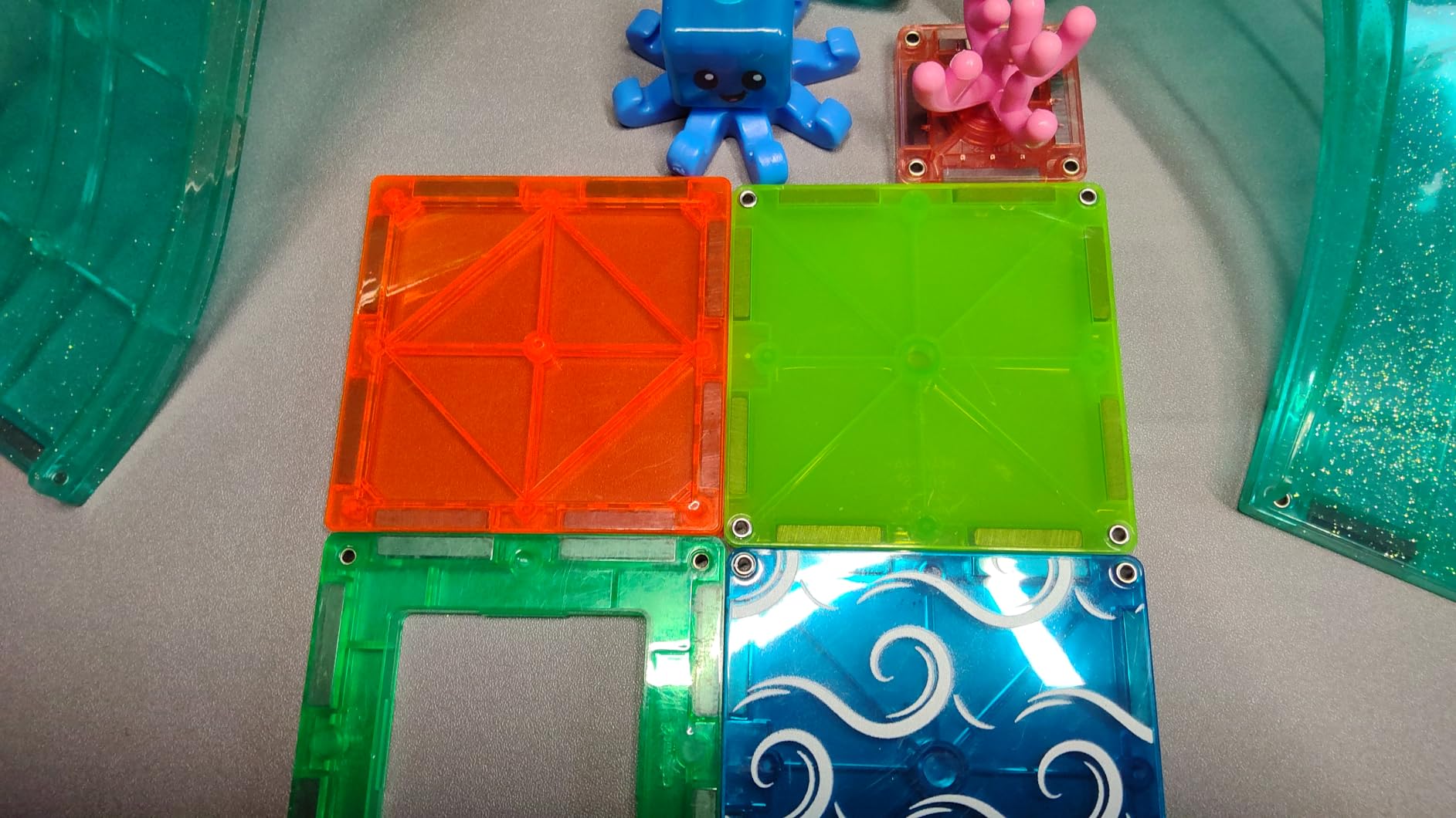 MAGNA-TILES Coral Reef 25-Piece Magnetic Construction Set, The Original Magnetic Building Brand customer photo 2