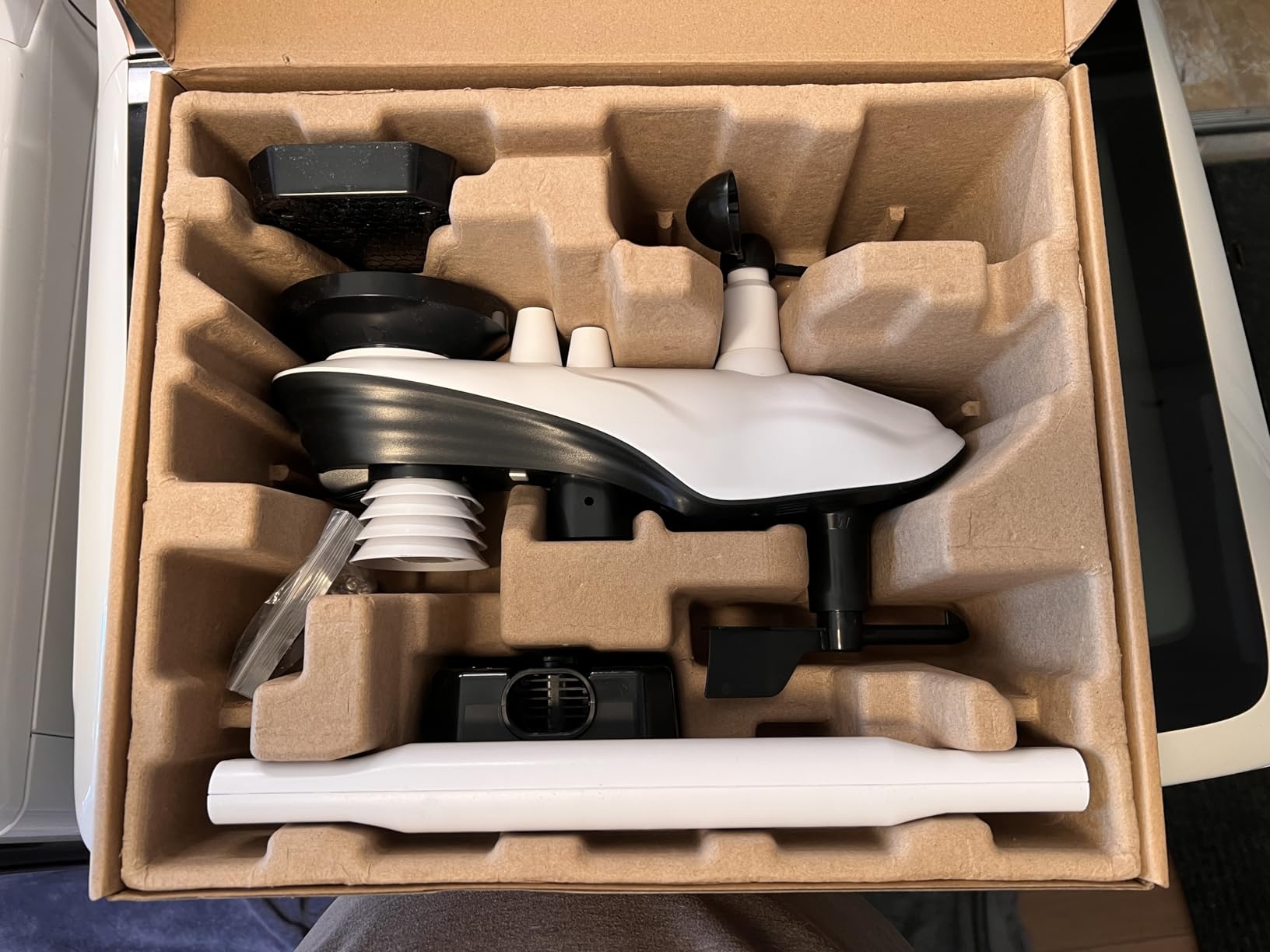 Wireless Weather Station, Dual Display 12-in-1 Sensor Indoor Outdoor Weather Station with Rain Gauge, Wind Speed, Wind Direction, Weather Forecast, Air Pressure & Humidity (No WiFi) customer photo 1