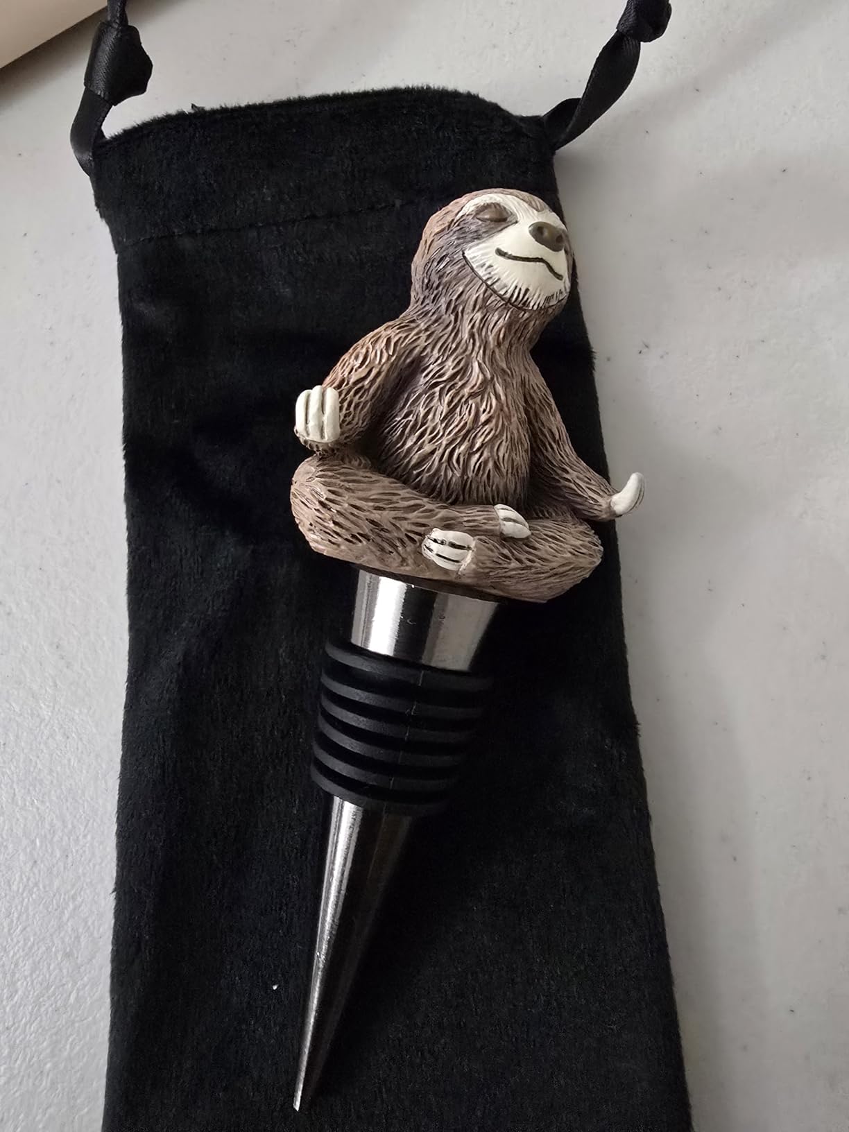MR.BARWARE Capybara Wine Stopper - Cute Capybara Gifts for Men & Women | Novelty Capybara Champagne Saver with Gift Bag - Perfect Birthday, Mother's Day, Father's Day, Xmas Present customer photo 1