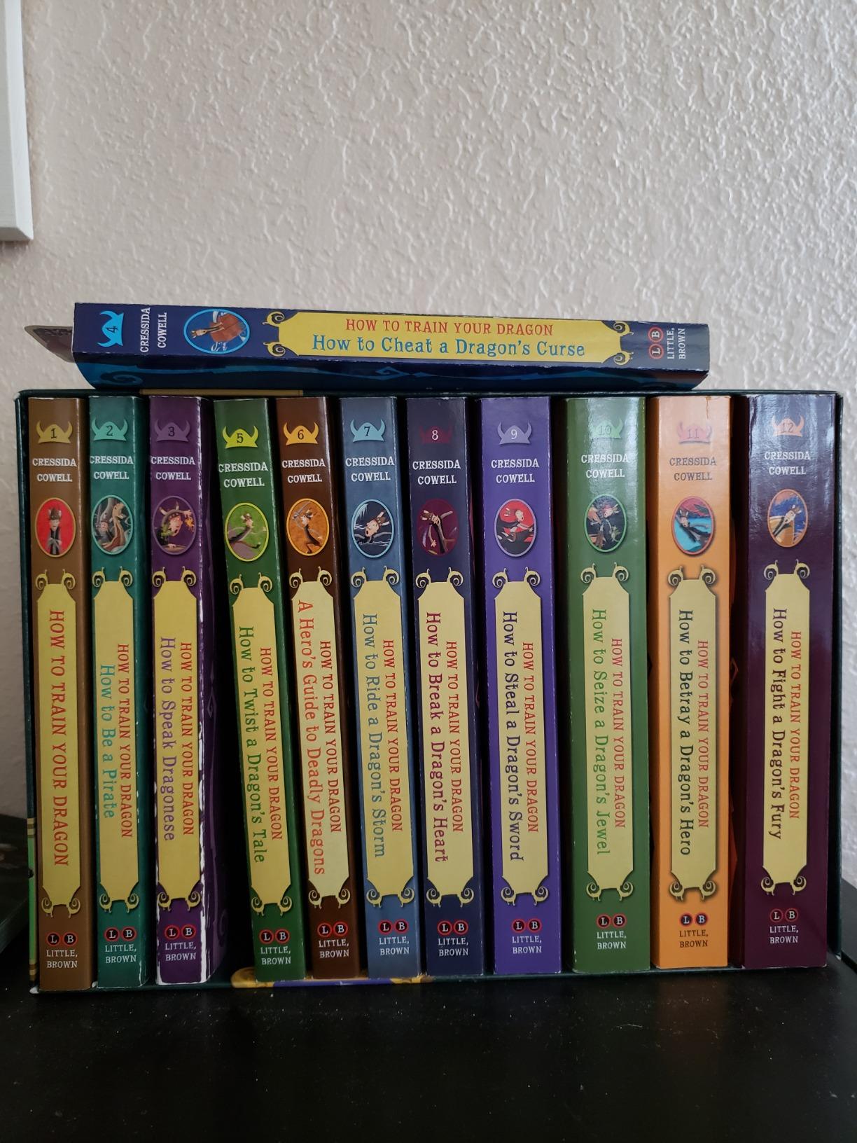 How to Train Your Dragon: The Complete Series: Paperback Gift Set customer photo 1